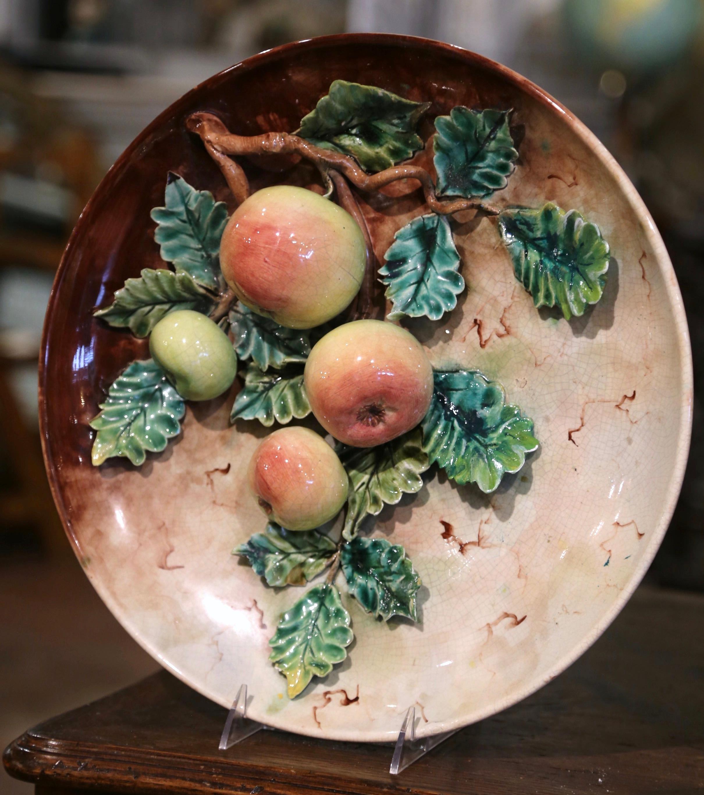 Pair of 19th Century French Hand Painted Ceramic Barbotine Fruit Wall Platters In Excellent Condition For Sale In Dallas, TX