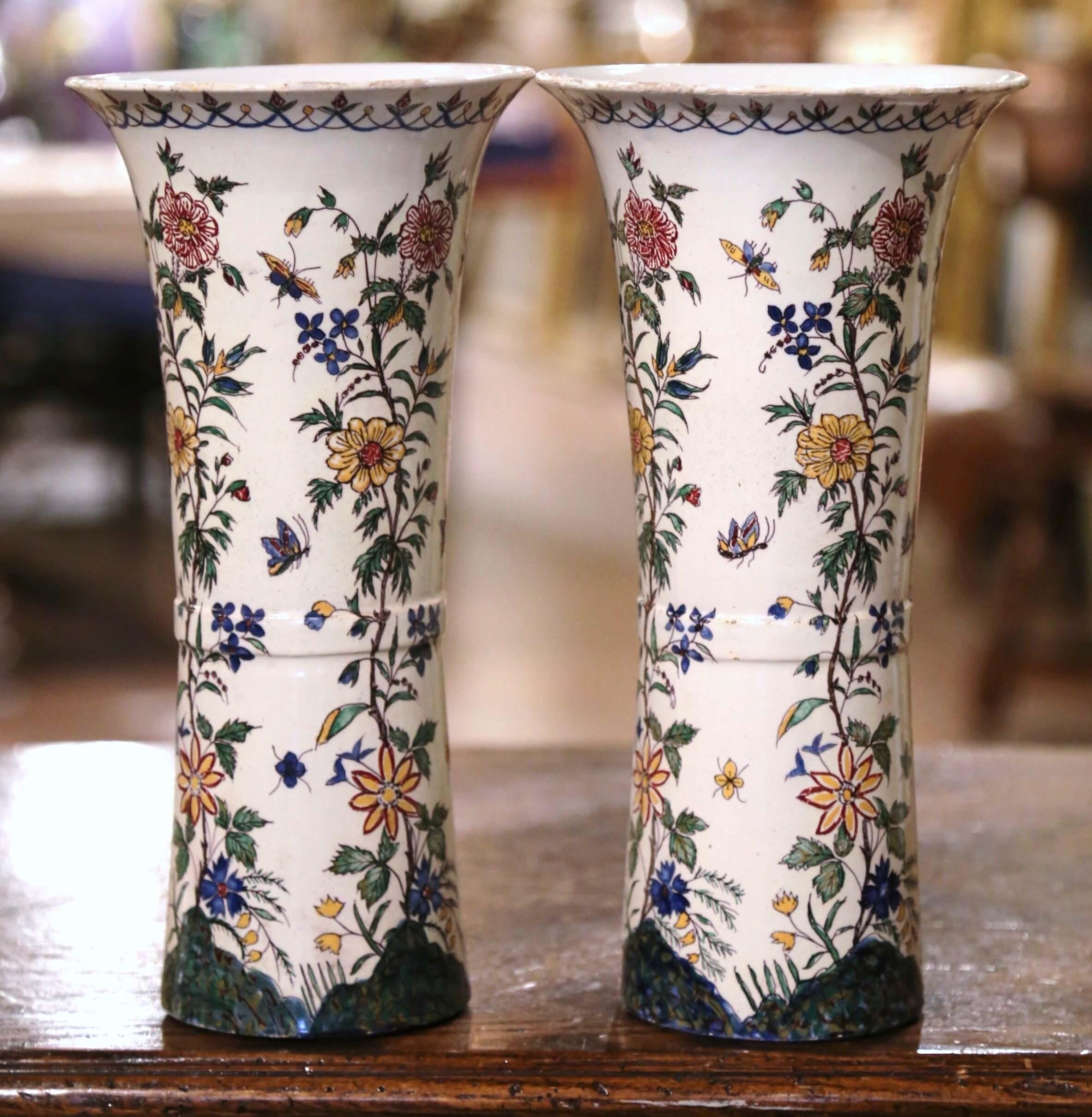 Pair of 19th Century French Hand Painted Faience Trumpet Vases from Provence For Sale 2