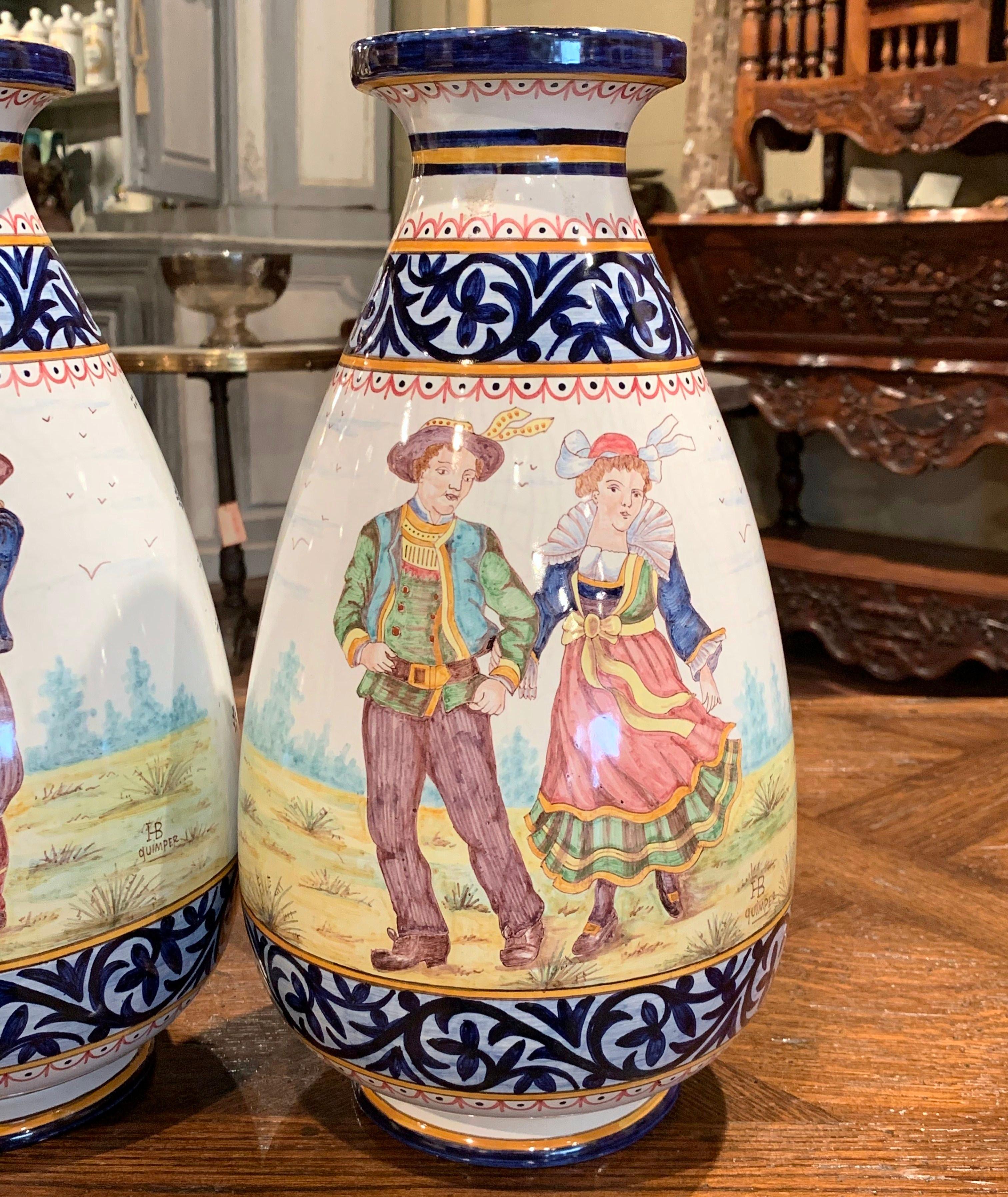 Pair of 19th Century French Hand Painted Faience Vases Signed HB Quimper In Excellent Condition In Dallas, TX