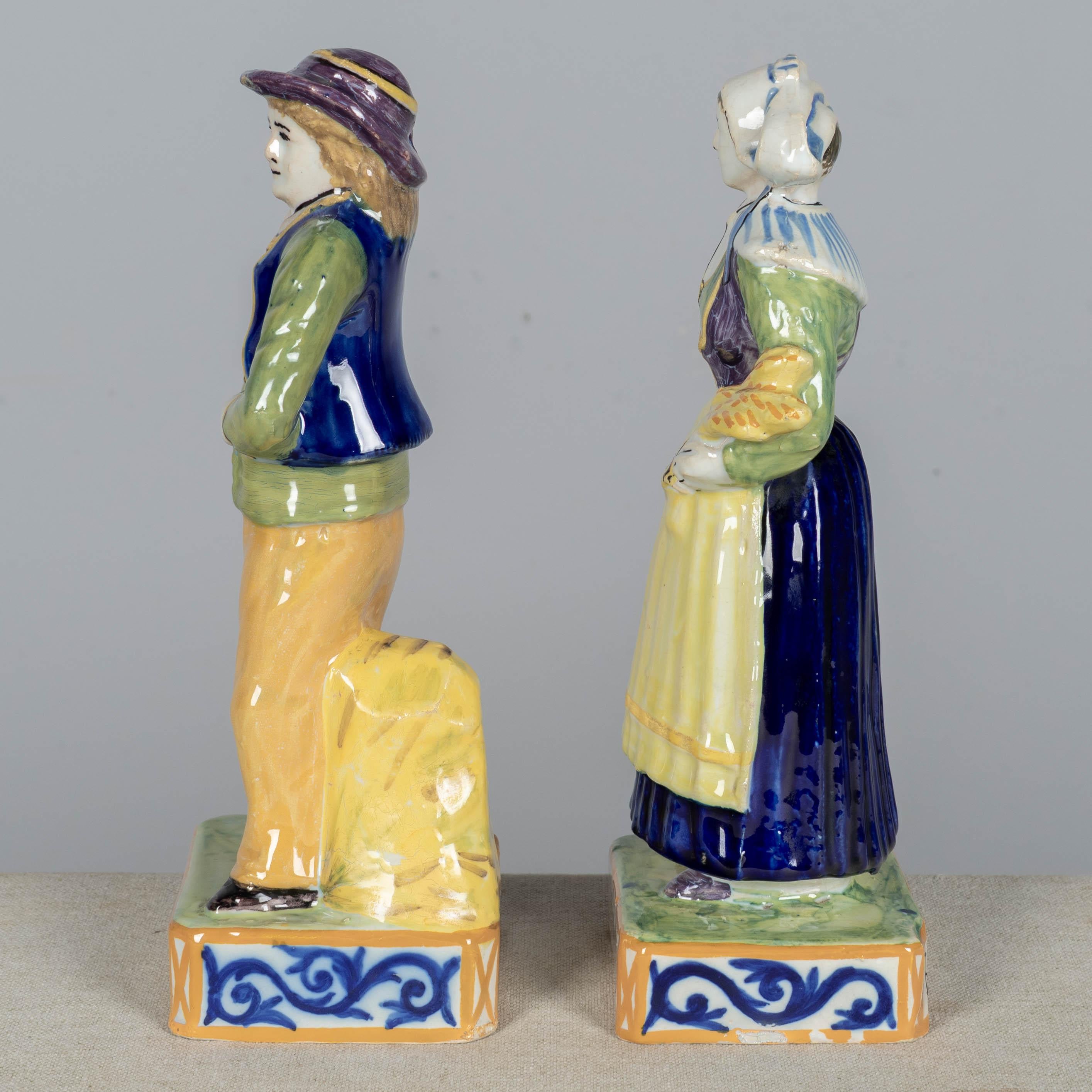 Pair of 19th Century French Henriot Quimper Faience Figurines For Sale 1