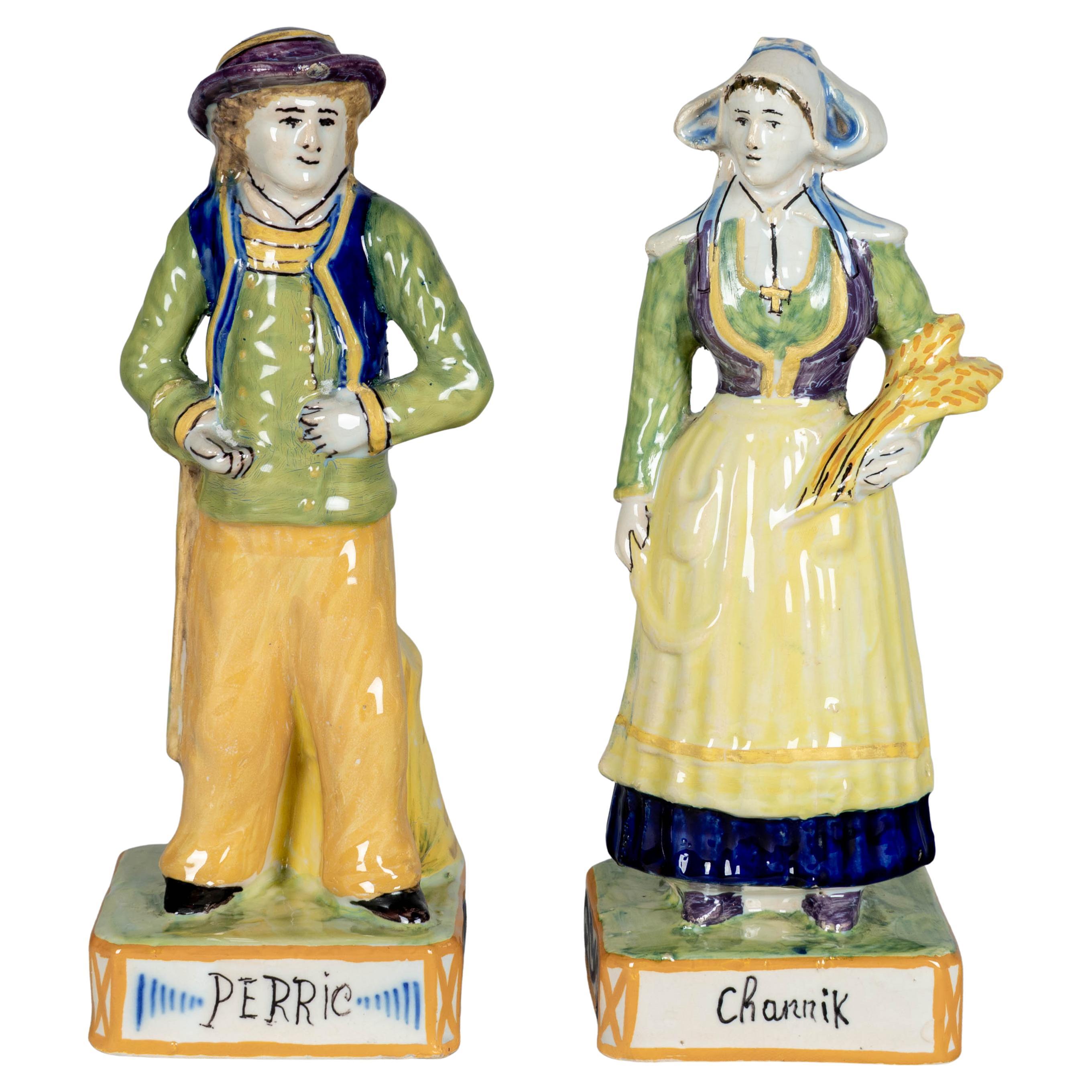 Pair of 19th Century French Henriot Quimper Faience Figurines For Sale