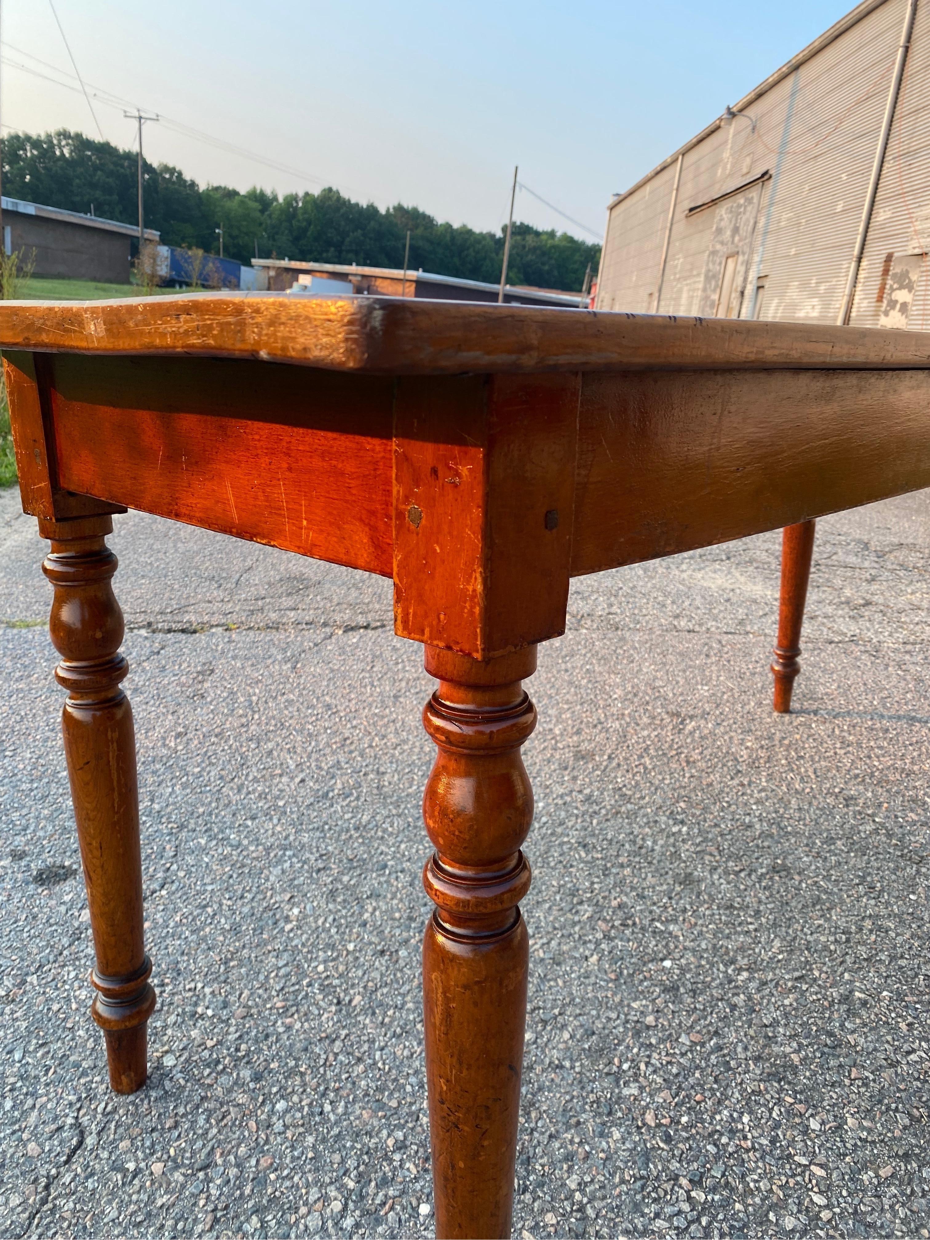 Pair of 19th Century French Hunt Tables  For Sale 1