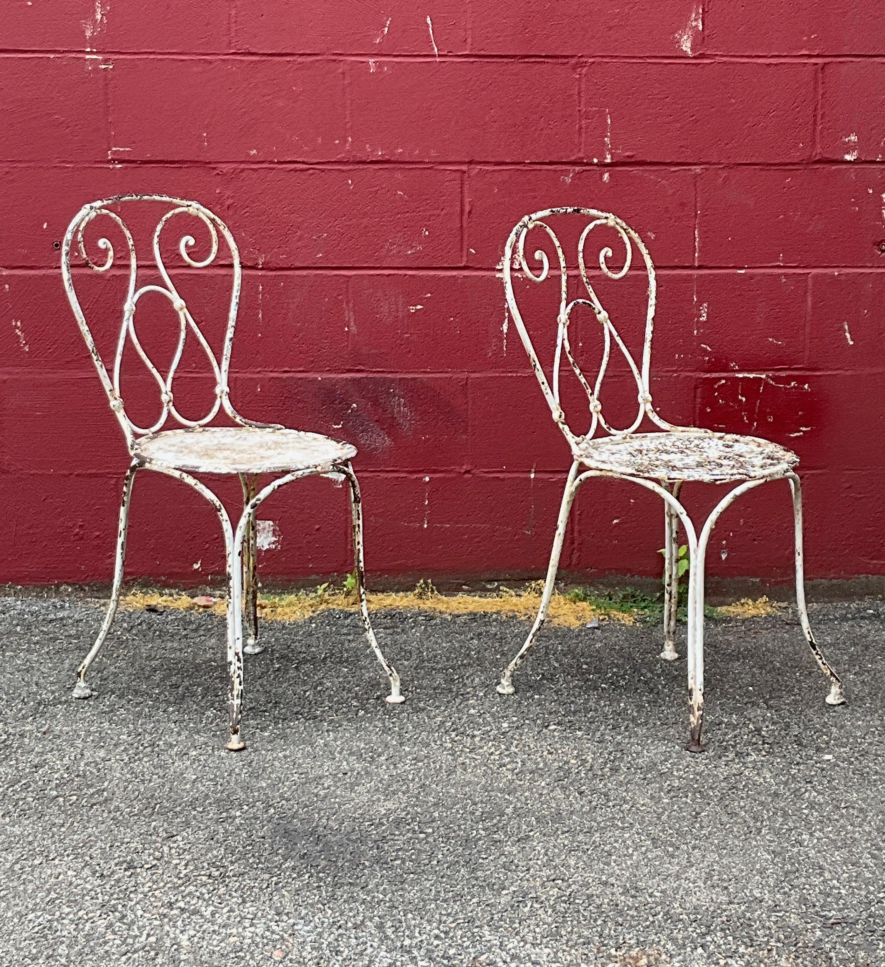 Pair of 19th Century French Iron Garden Chairs For Sale 12