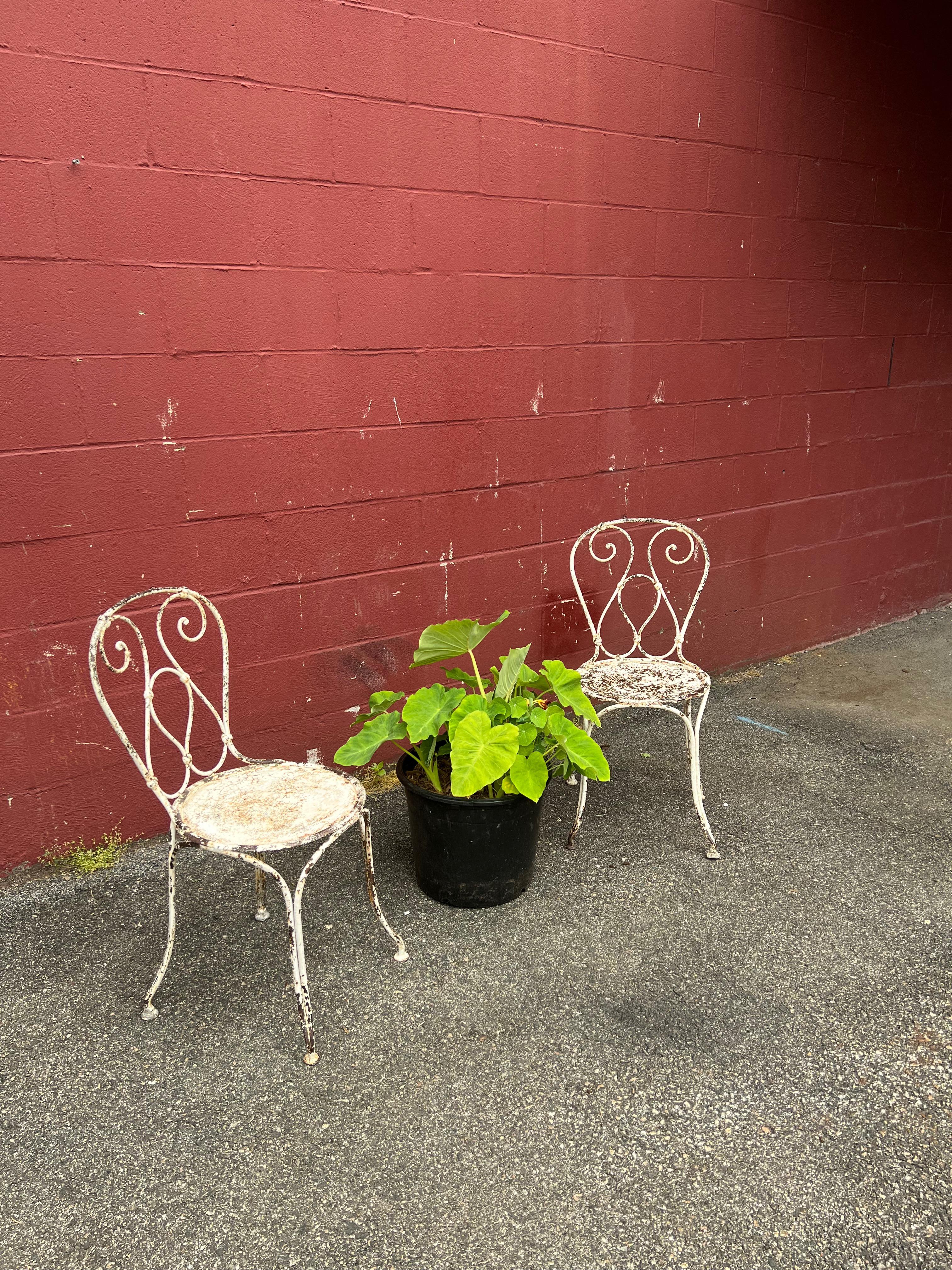 Pair of 19th Century French Iron Garden Chairs For Sale 11