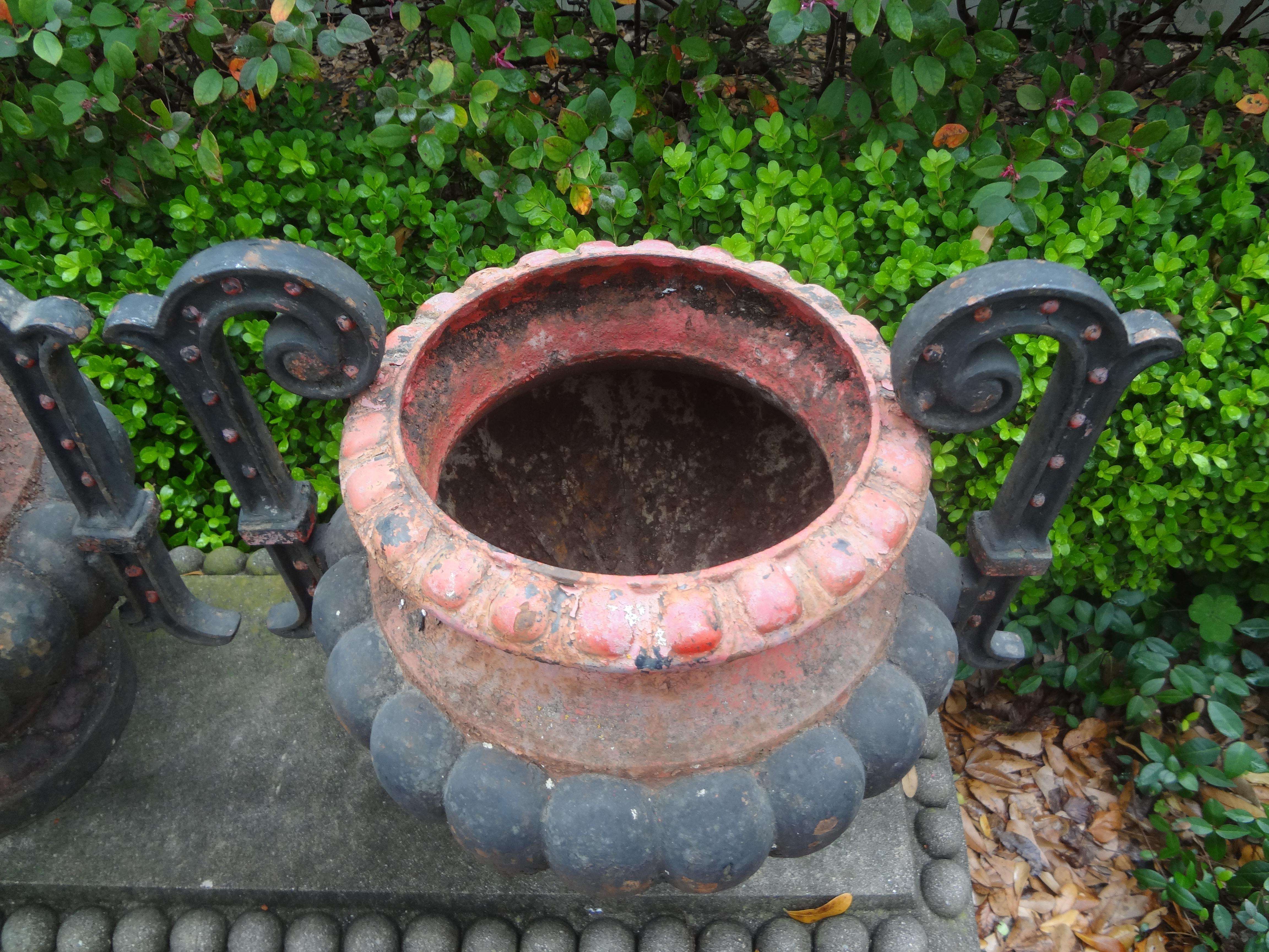 Pair of 19th Century French Iron Garden Urns For Sale 6