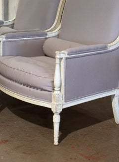 Paire de fauteuils Louis Philippe du 19ème siècle, sculptés et peints