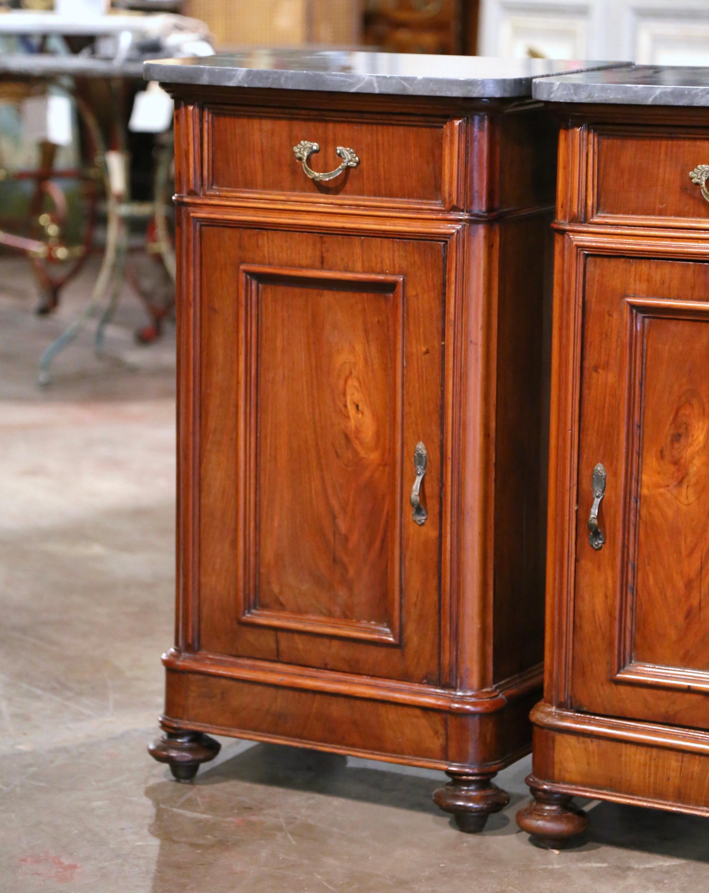 Hand-Carved Pair of 19th Century French Louis Philippe Marble Top Walnut Bedside Cabinets