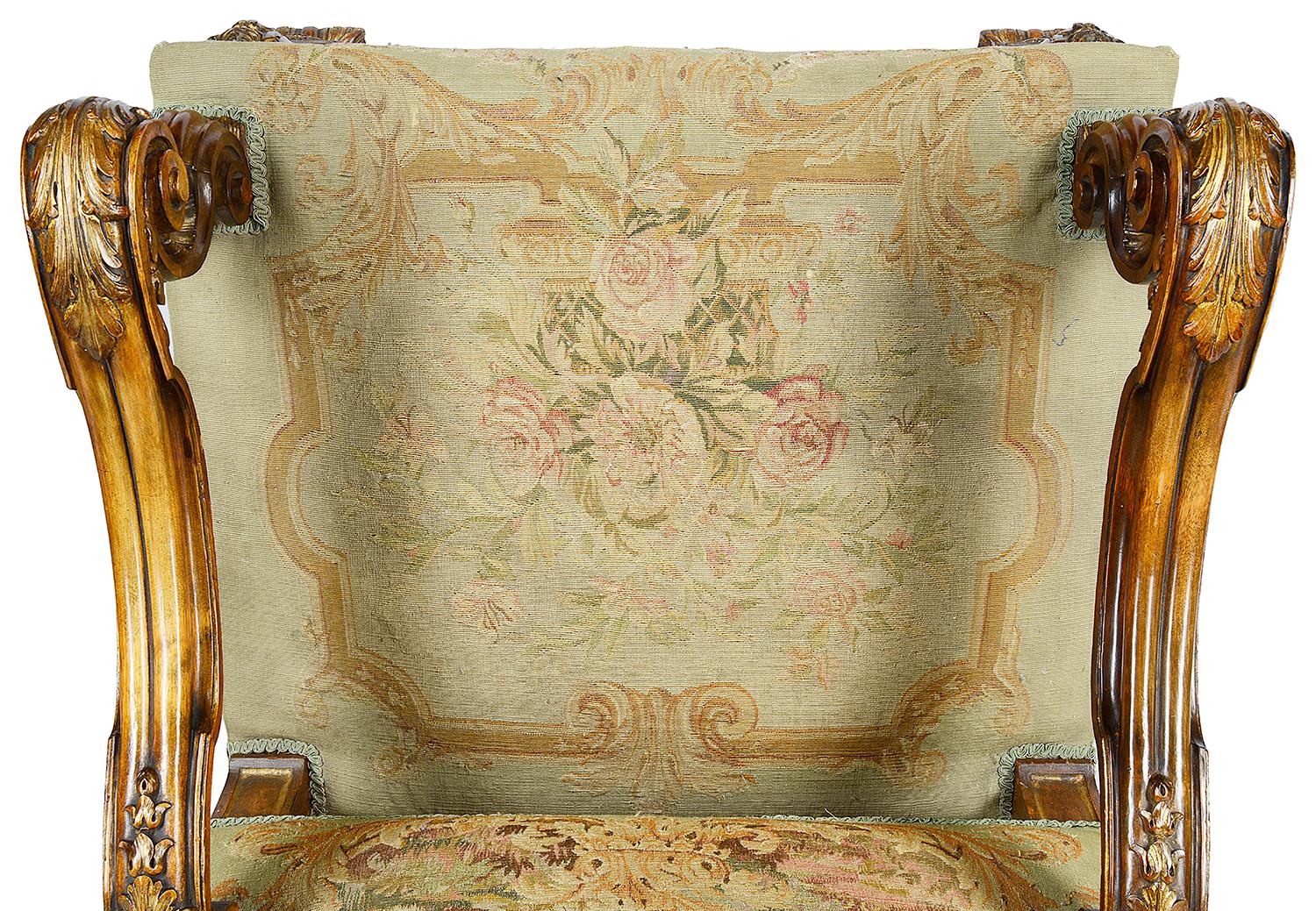 Paire de fauteuils Louis XIV français du 19ème siècle en vente 2