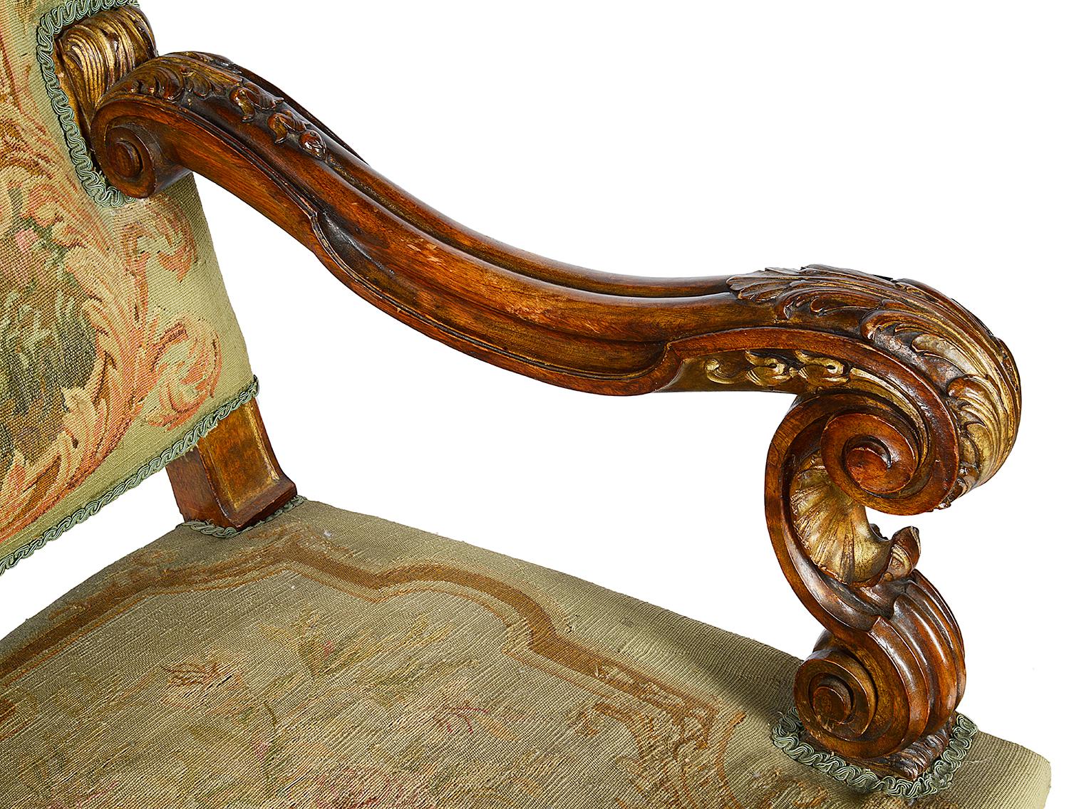 Paire de fauteuils Louis XIV français du 19ème siècle en vente 3