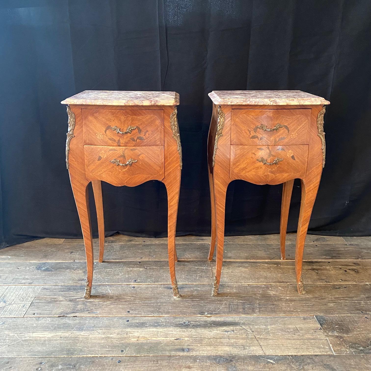 Marble Pair of 19th Century French Louis XV Marquetry Night Stands For Sale