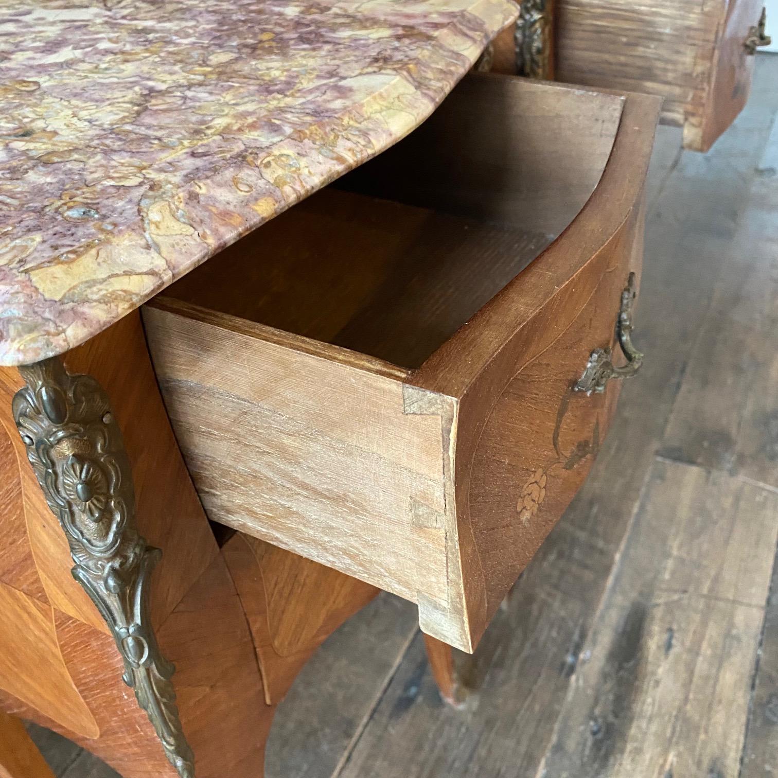 Pair of 19th Century French Louis XV Marquetry Night Stands For Sale 2