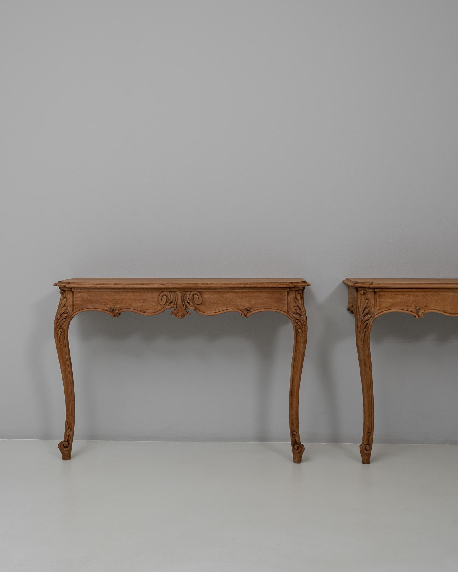Pair Of 19th Century French Louis XV Oak Console Tables For Sale 1