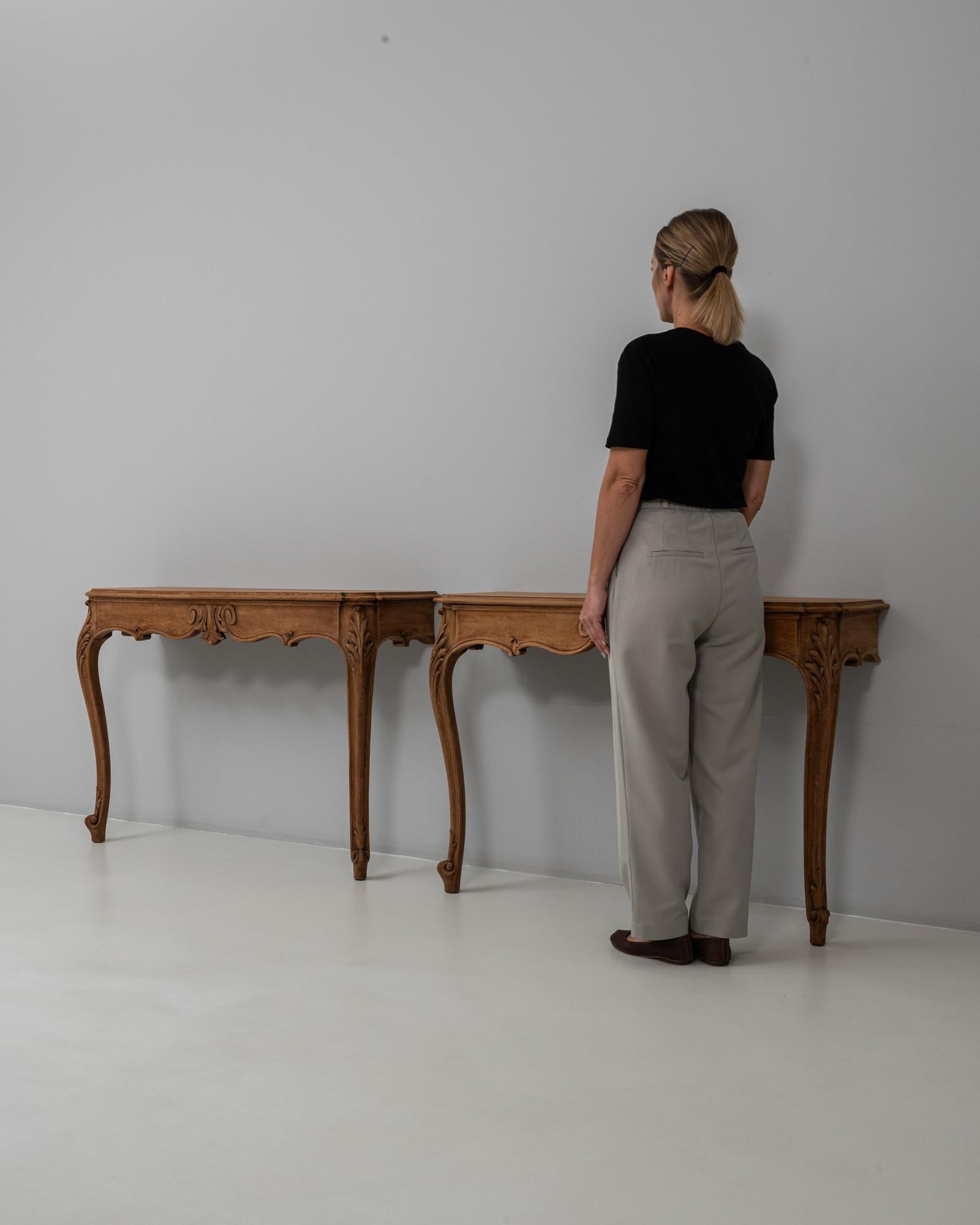 Pair Of 19th Century French Louis XV Oak Console Tables For Sale 4