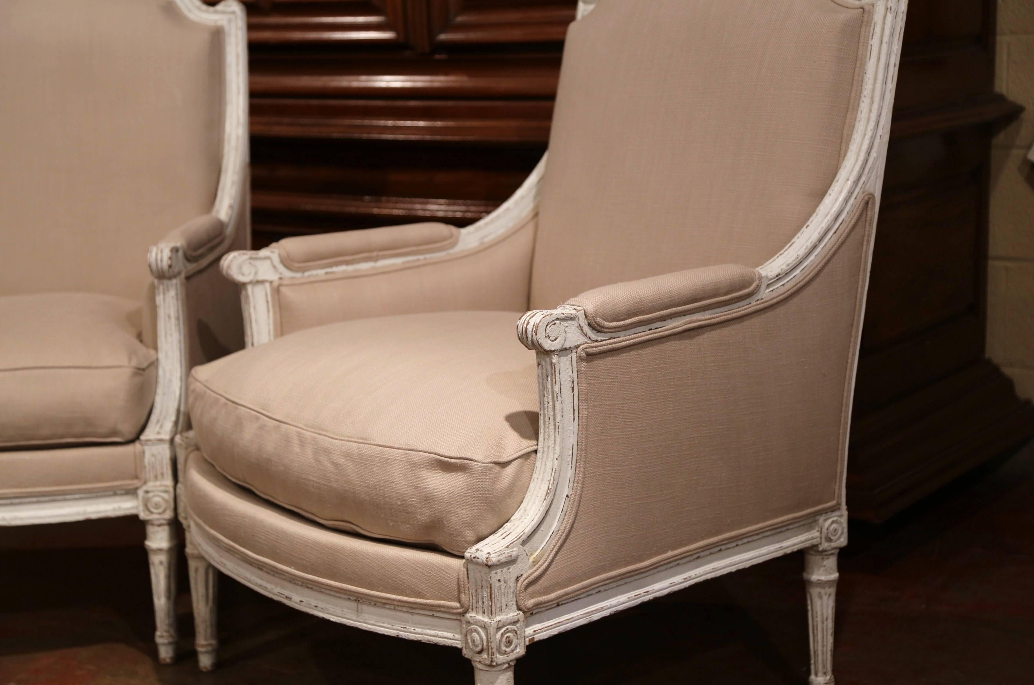 Hand-Carved Pair of 19th Century French Louis XVI Carved Painted Armchairs with Beige Fabric
