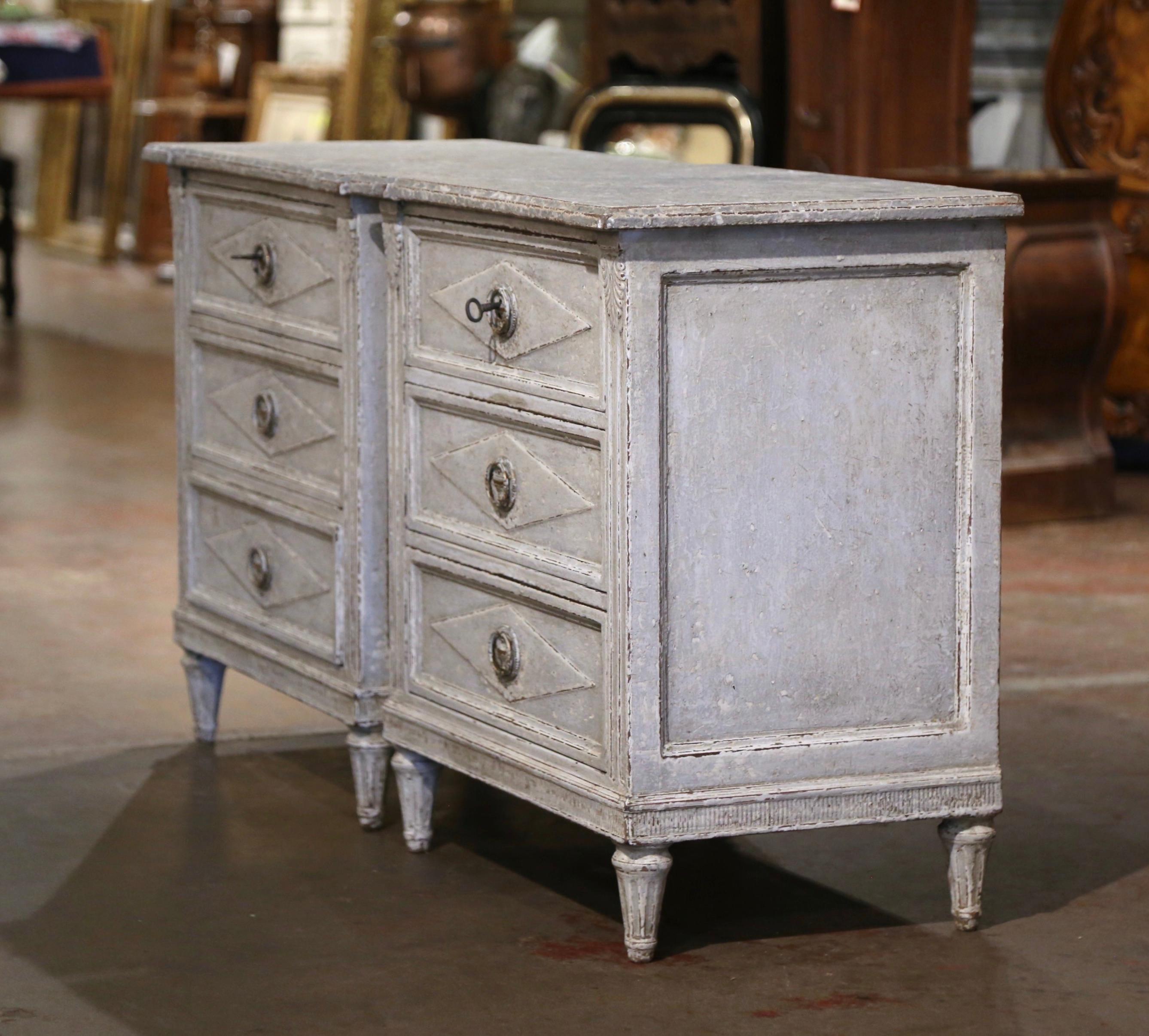 Pair of 19th Century French Louis XVI Carved Painted Chests of Drawers For Sale 1