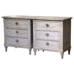 Paire de commodes Louis XVI sculptées et peintes du 19ème siècle