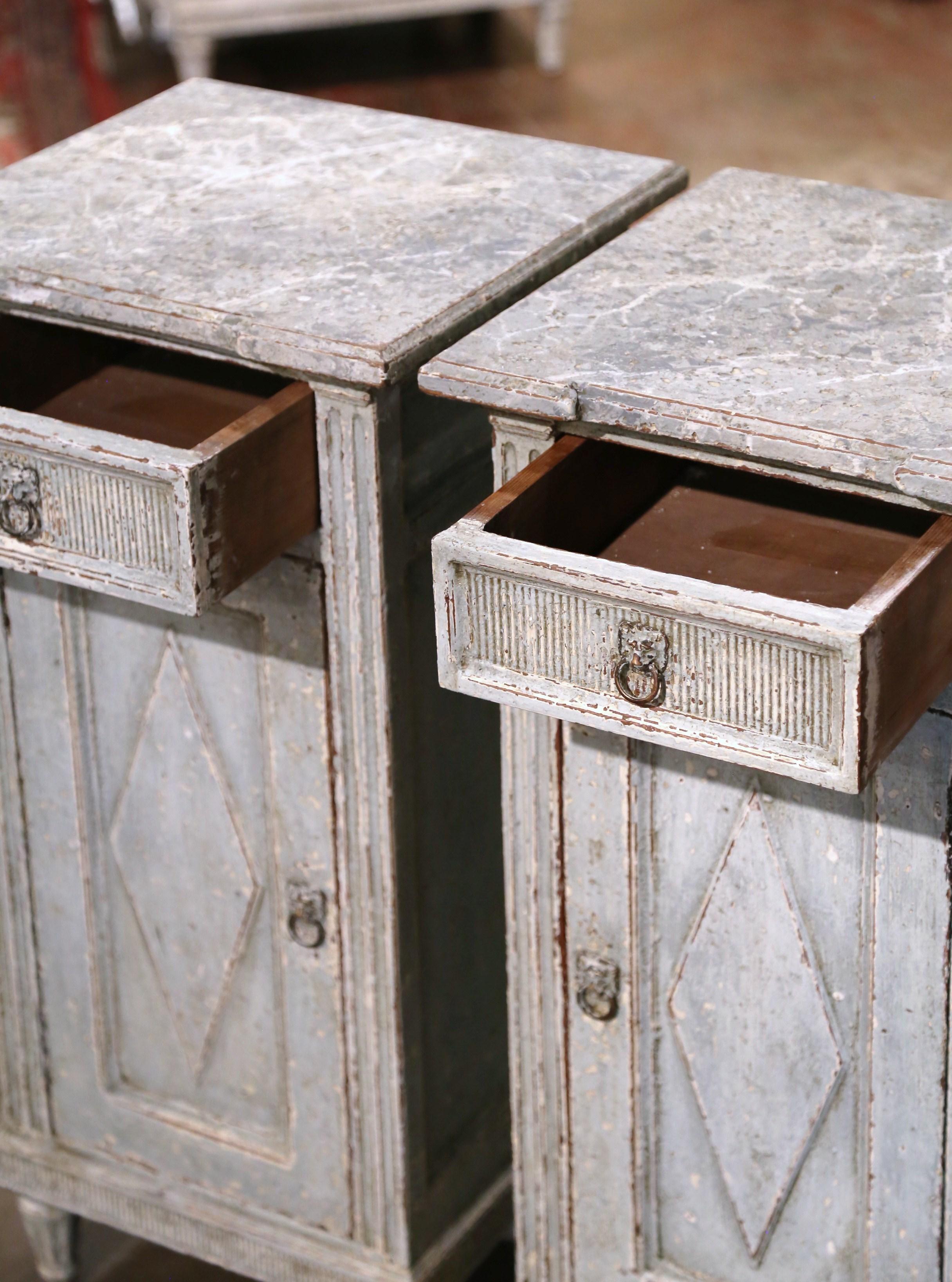 Pair of 19th Century French Louis XVI Carved Painted Nightstands Bedside Tables For Sale 5