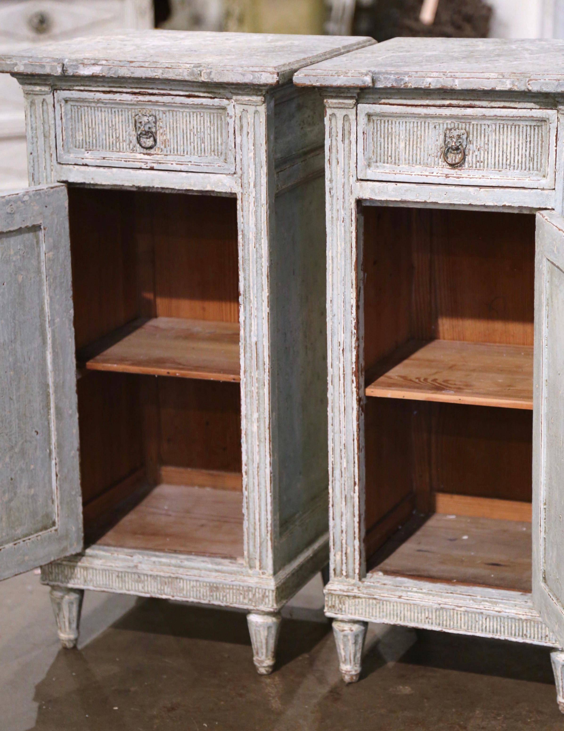 Pair of 19th Century French Louis XVI Carved Painted Nightstands Bedside Tables For Sale 7