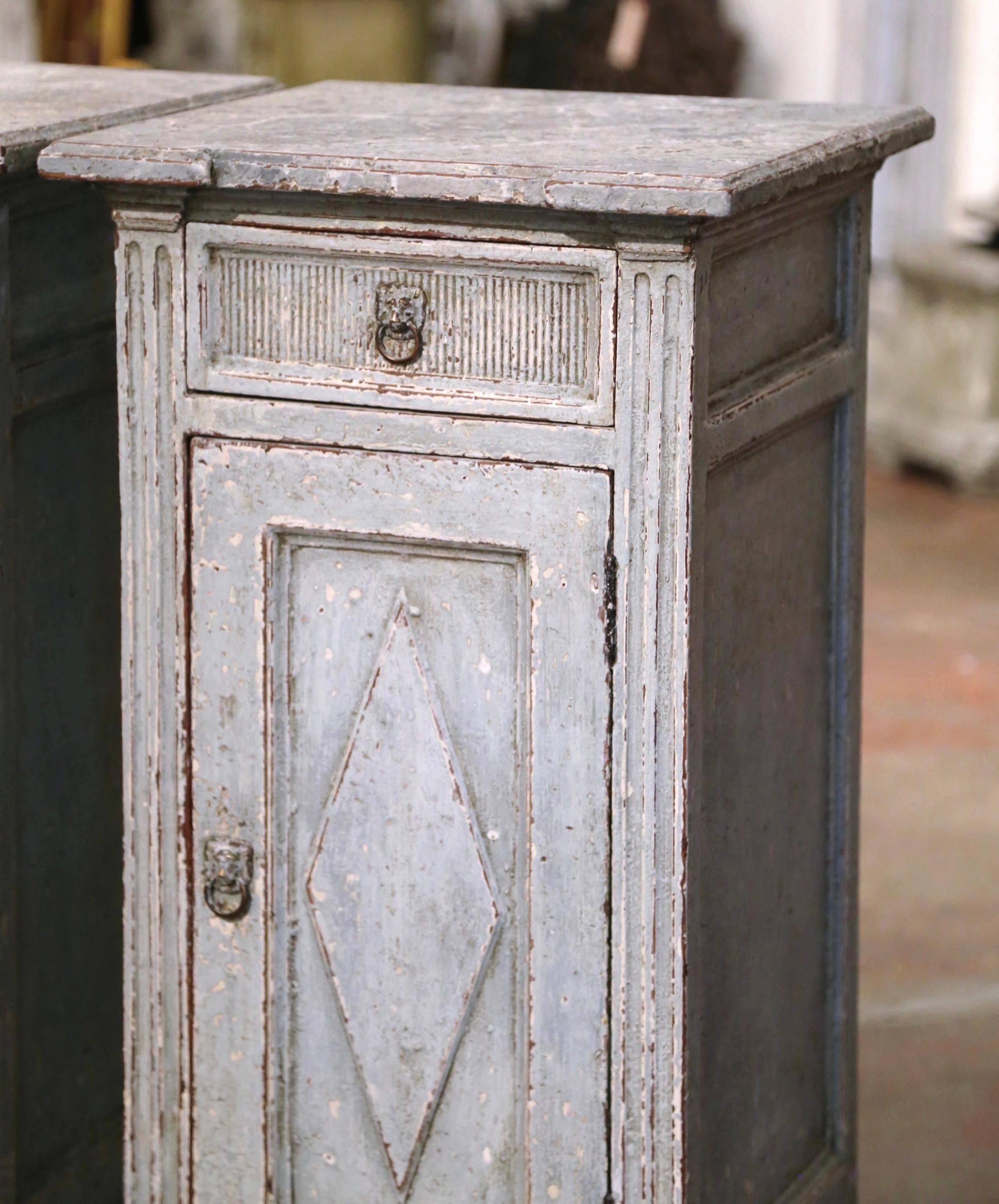 Pair of 19th Century French Louis XVI Carved Painted Nightstands Bedside Tables For Sale 3