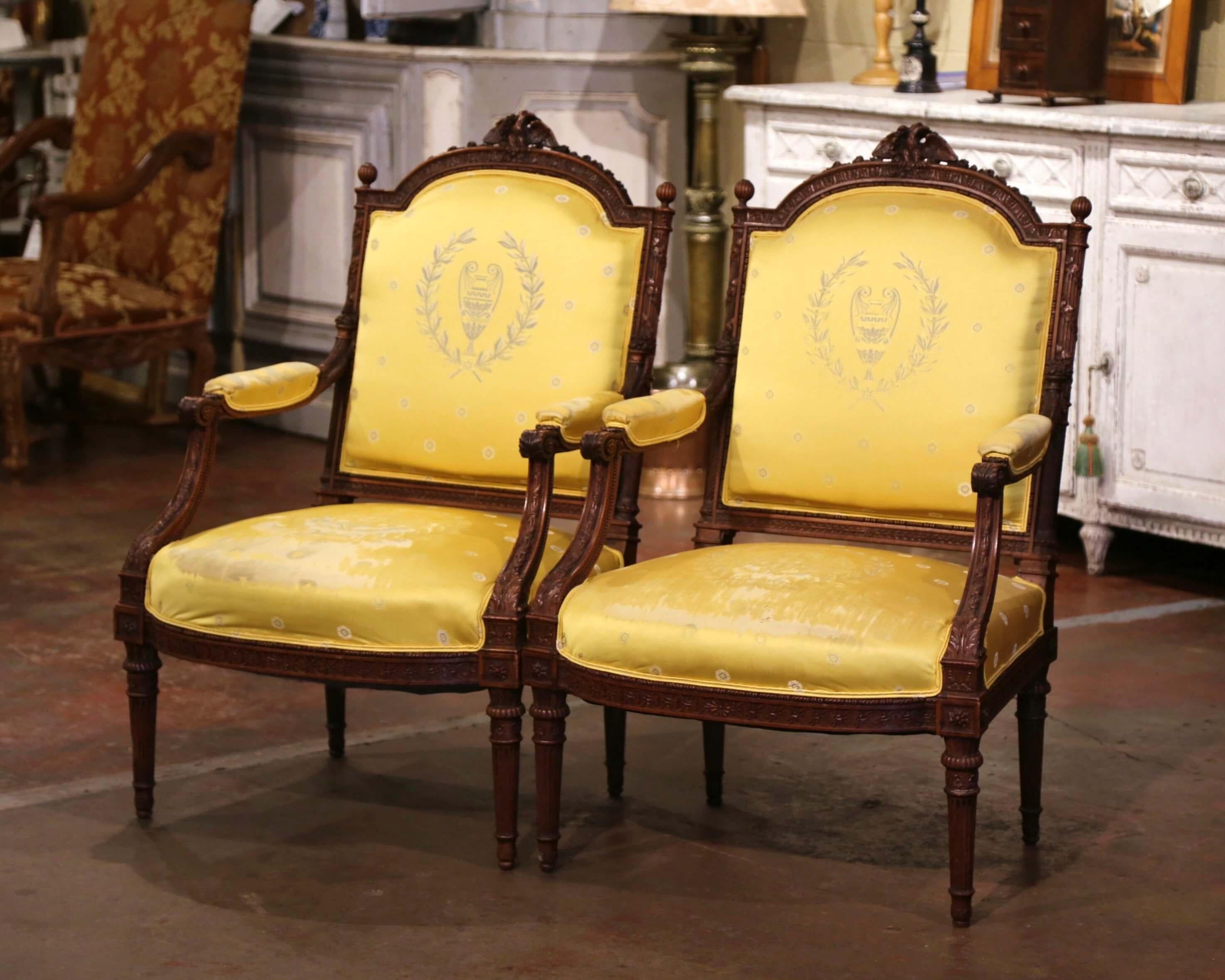 Silk Pair of 19th Century French Louis XVI Carved Walnut Carved Fauteuils Armchairs For Sale