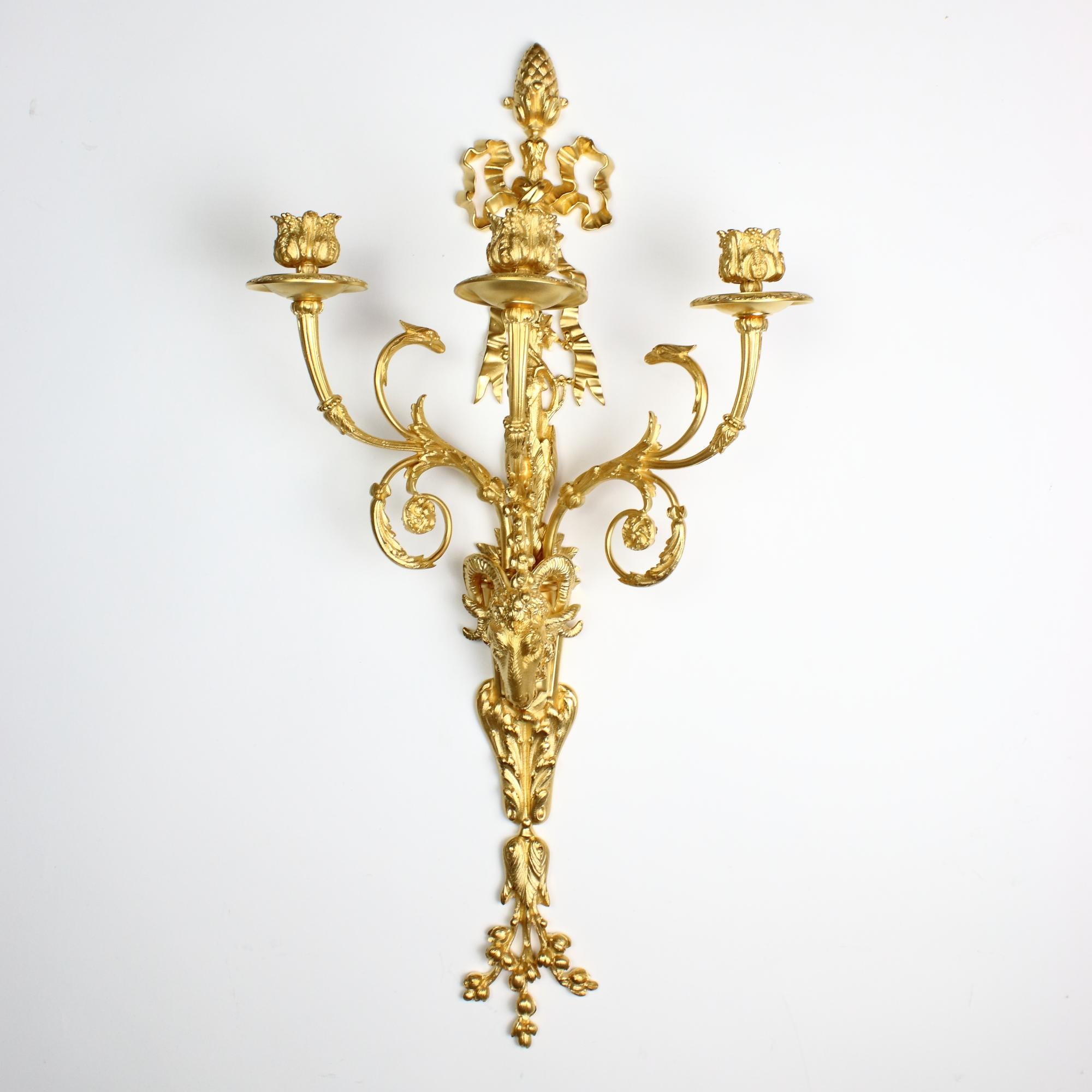 Pair of 19th Century French Louis XVI Goat Heads Three-Light Wall Lights/Sconces In Good Condition For Sale In Berlin, DE