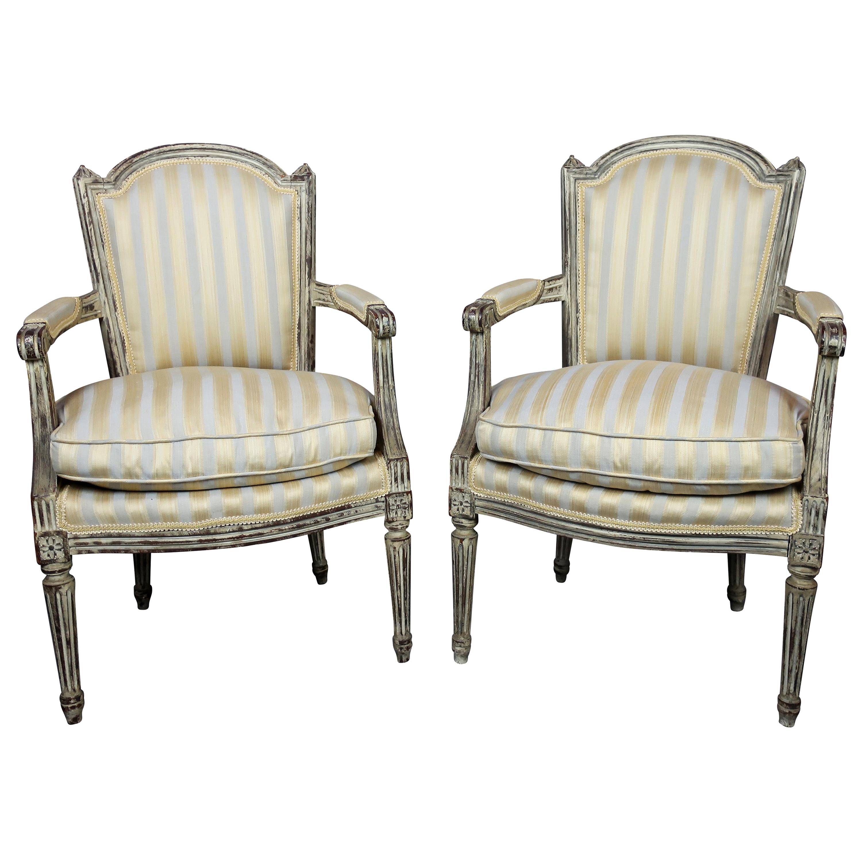  Grey Painted Pair of 19th Century French Louis XVI Upholstered Chairs 