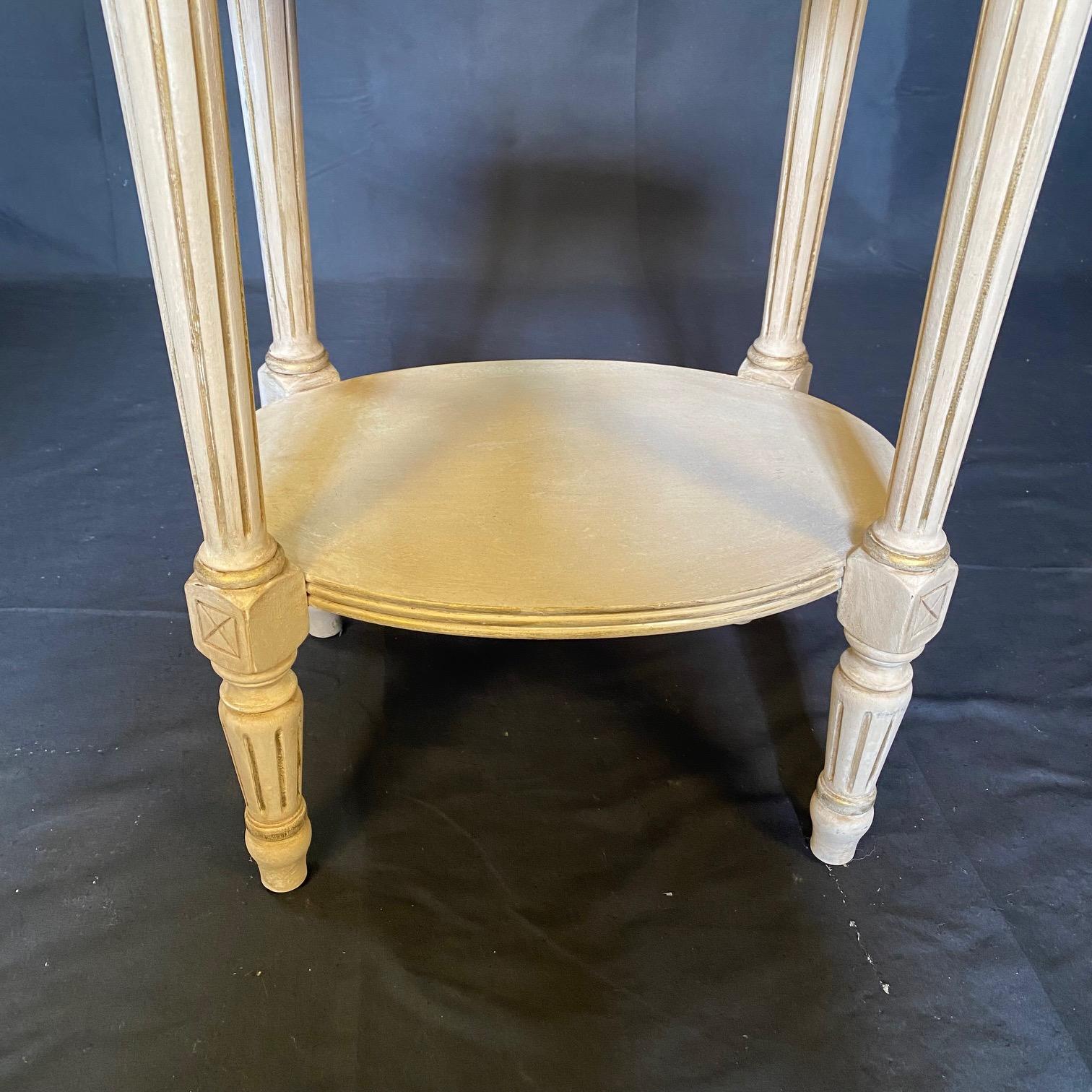 Paire de tables d'appoint Louis XVI du 19ème siècle en marbre peint en vente 1