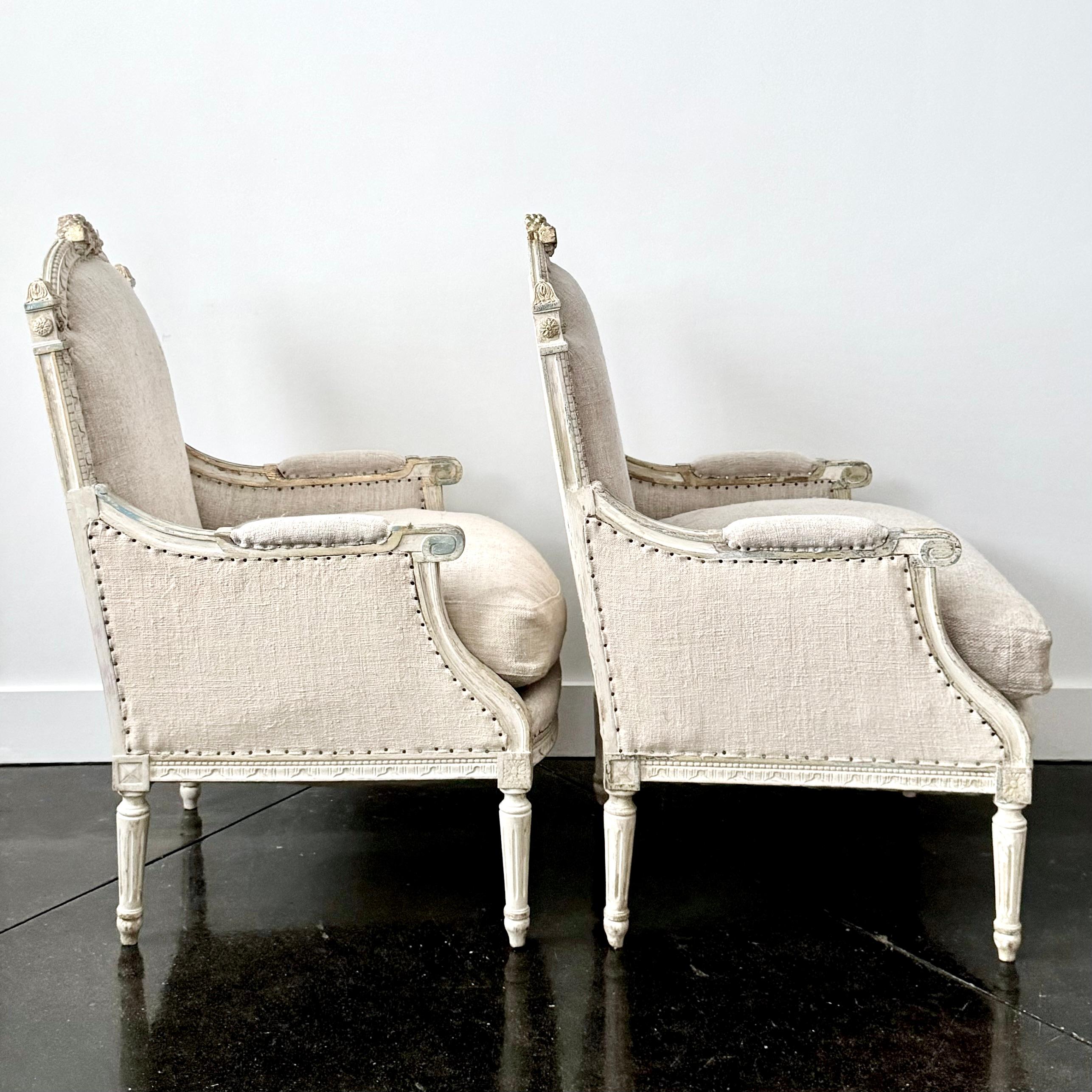Pair of 19th Century French Louis XVI Style Bergères In Good Condition In Charleston, SC