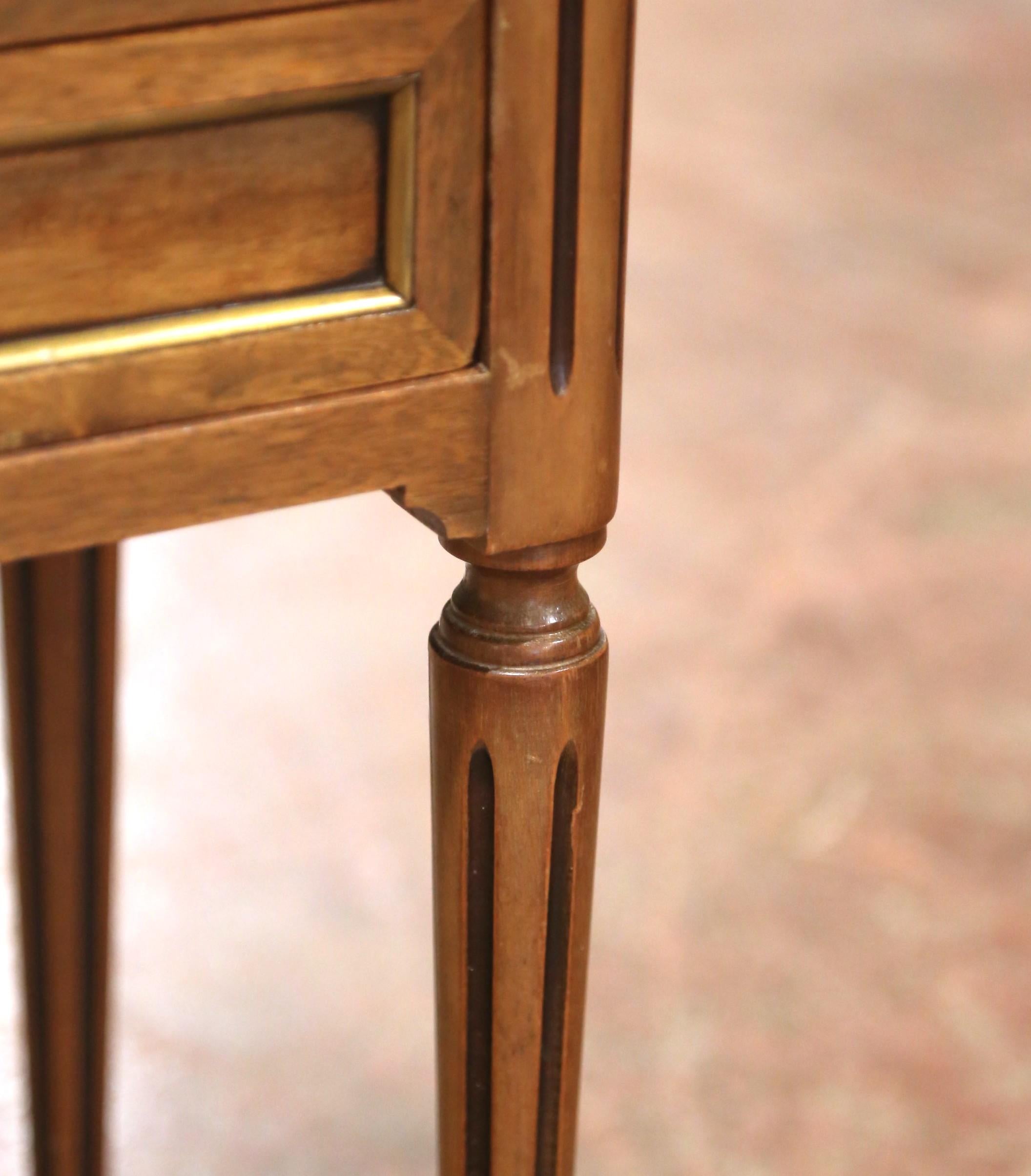Pair of 19th Century French Louis XVI Walnut Nightstands with Marble Tops For Sale 7