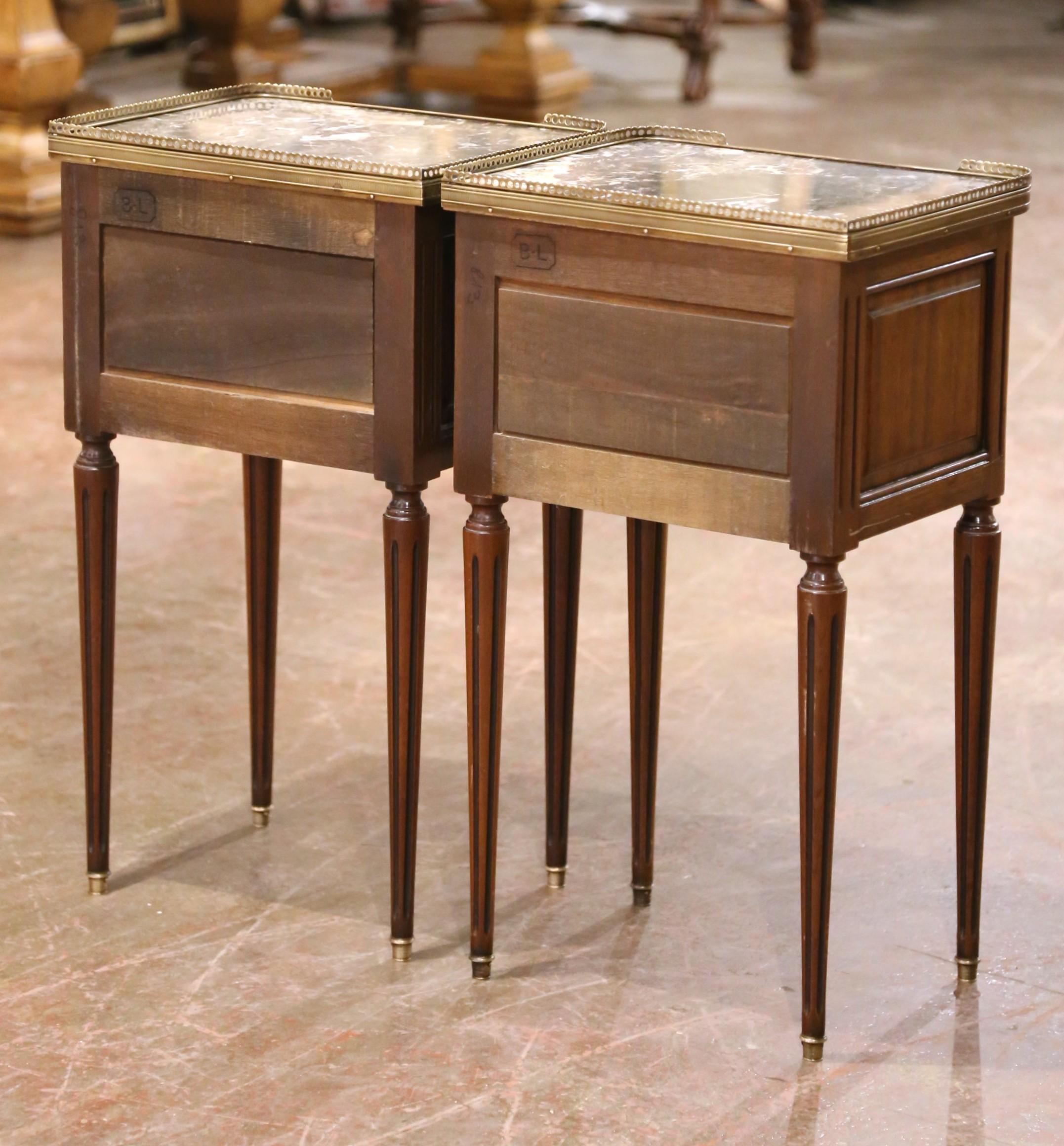 Pair of 19th Century French Louis XVI Walnut Nightstands with Marble Tops For Sale 9