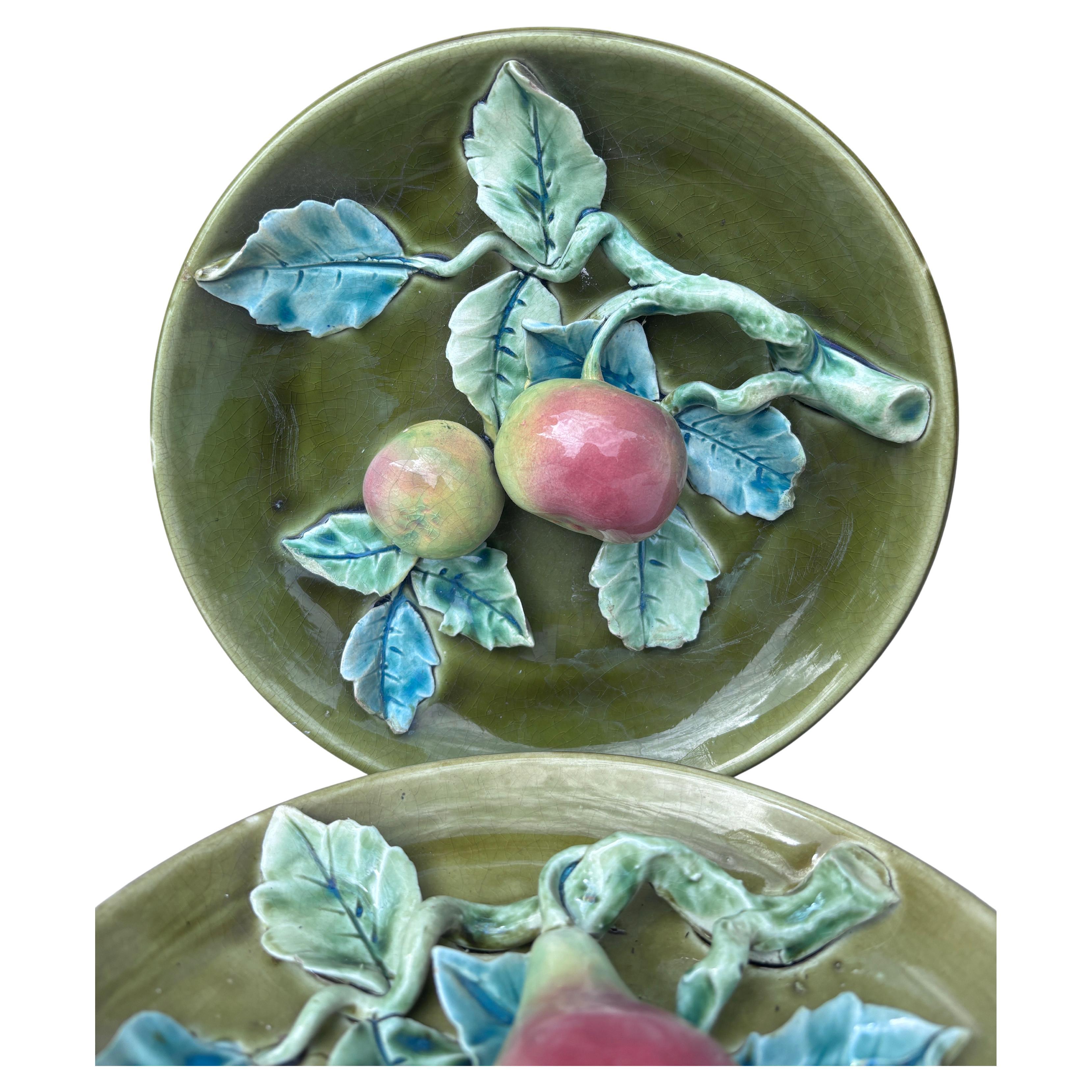 Rustic Pair Of 19th Century French Majolica Apples & Pears Platters Fives Lille For Sale