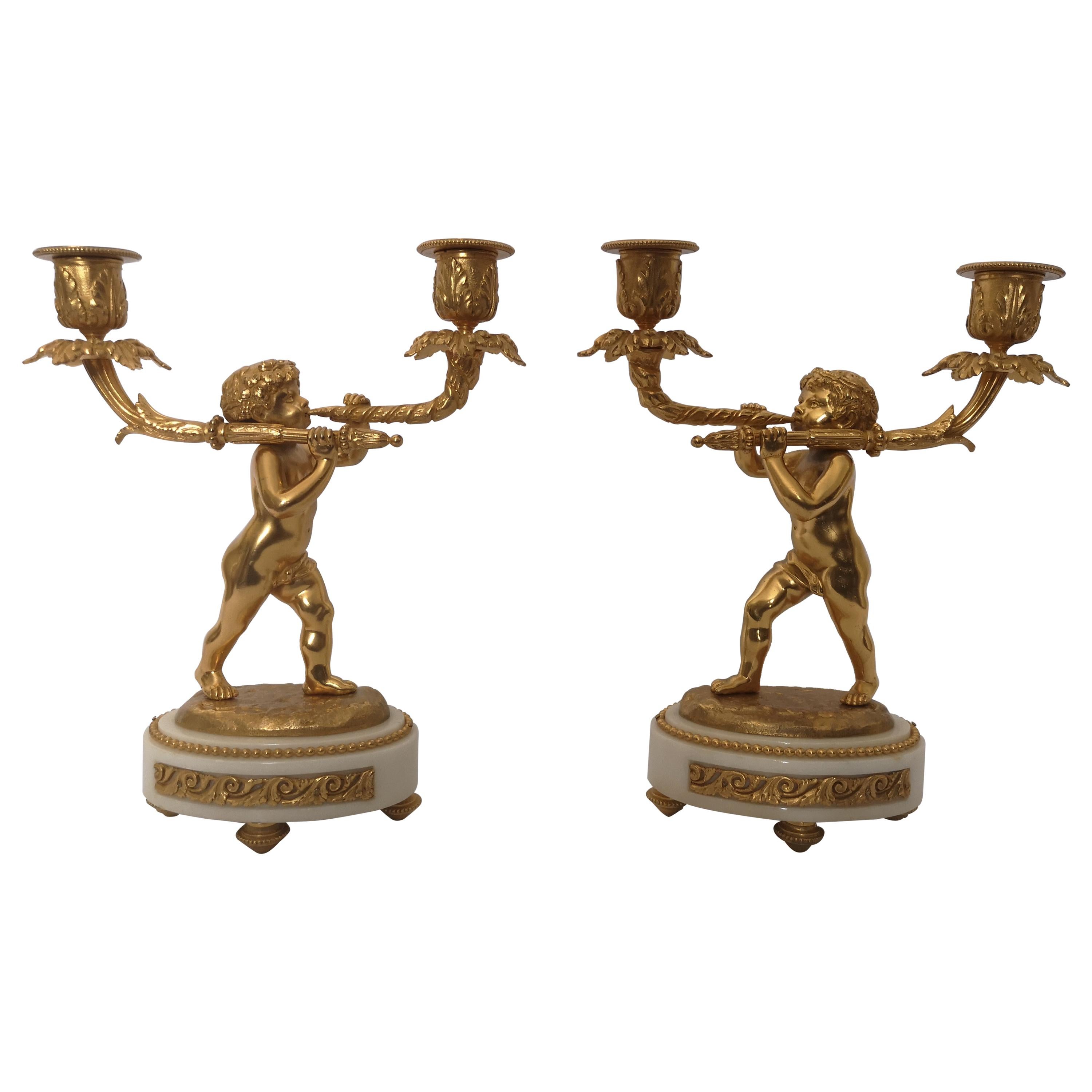 Pair of 19th Century French Marble Bronze and Gilt Bronze Candlesticks im Angebot