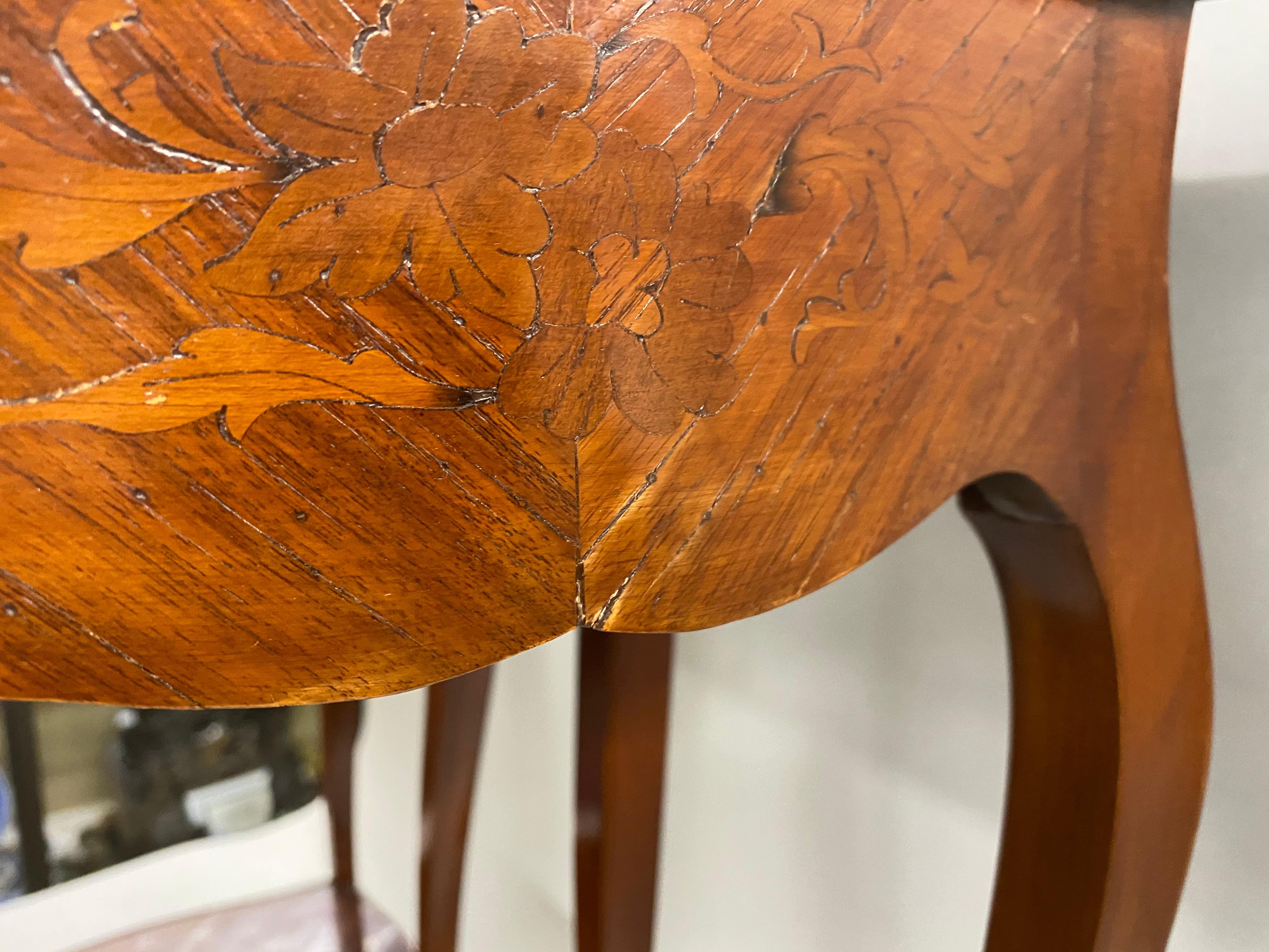Pair of 19th Century French Marquetry One-Drawer End Tables 9