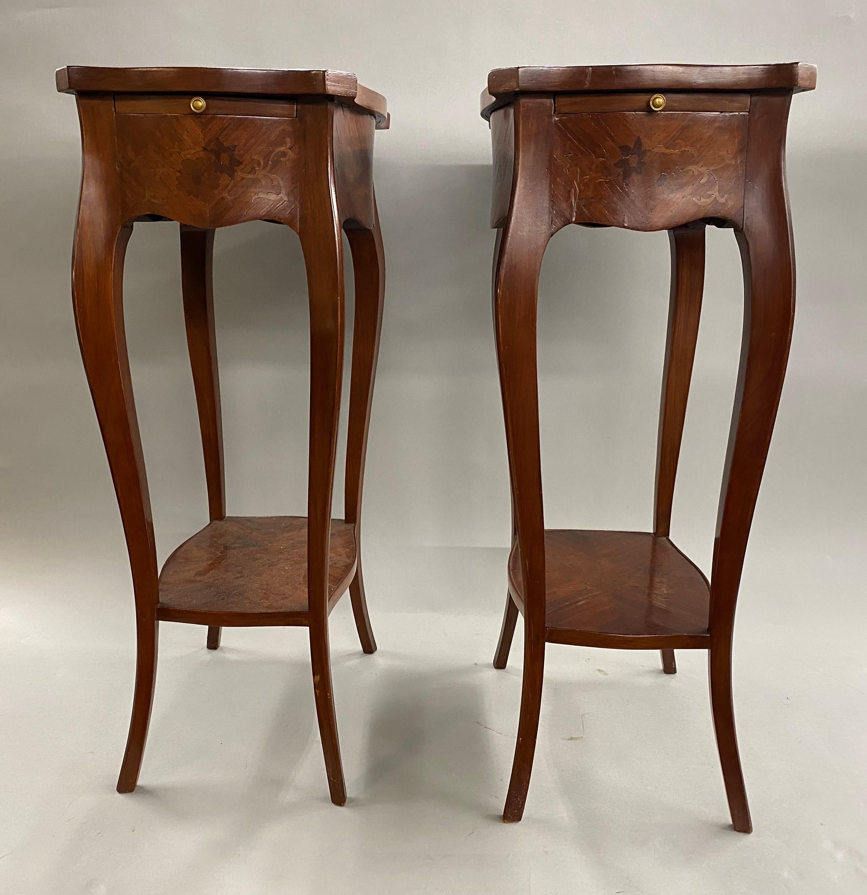 Pair of 19th Century French Marquetry One-Drawer End Tables In Good Condition In Milford, NH