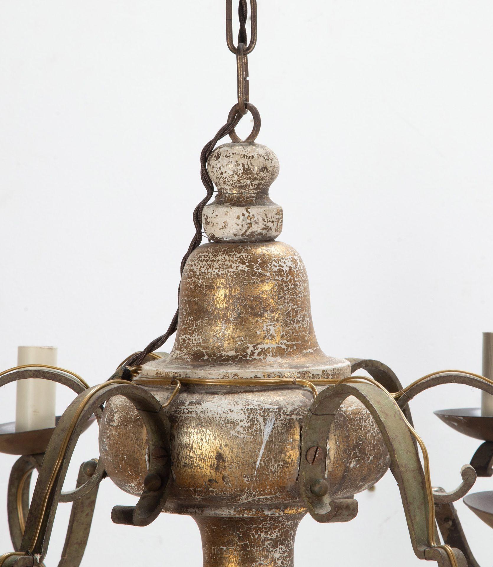 Pair of 19th Century French Metal and Giltwood Chandeliers For Sale 1