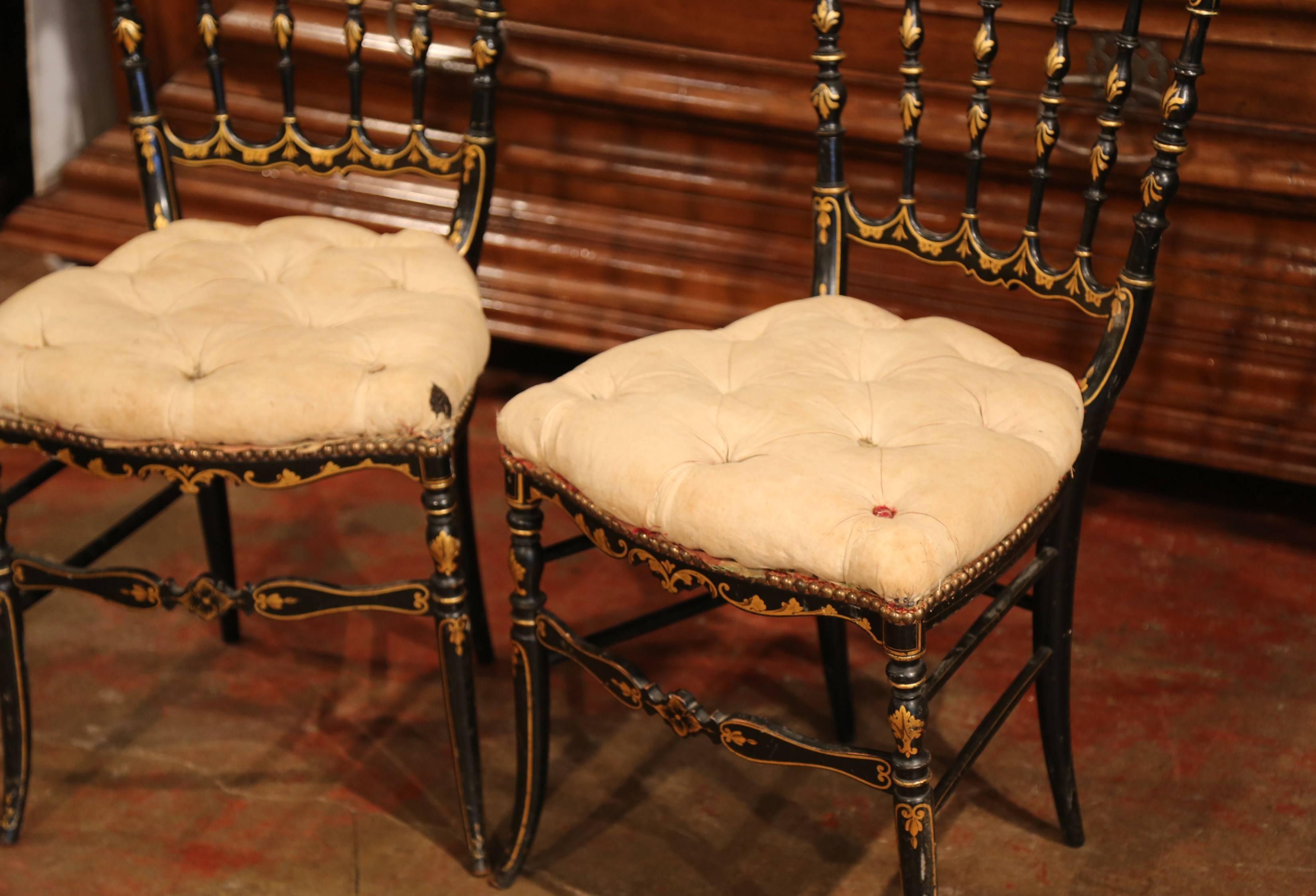 Pair of 19th Century French Napoleon III Black Lacquered Chairs with Gilt Decor In Excellent Condition In Dallas, TX