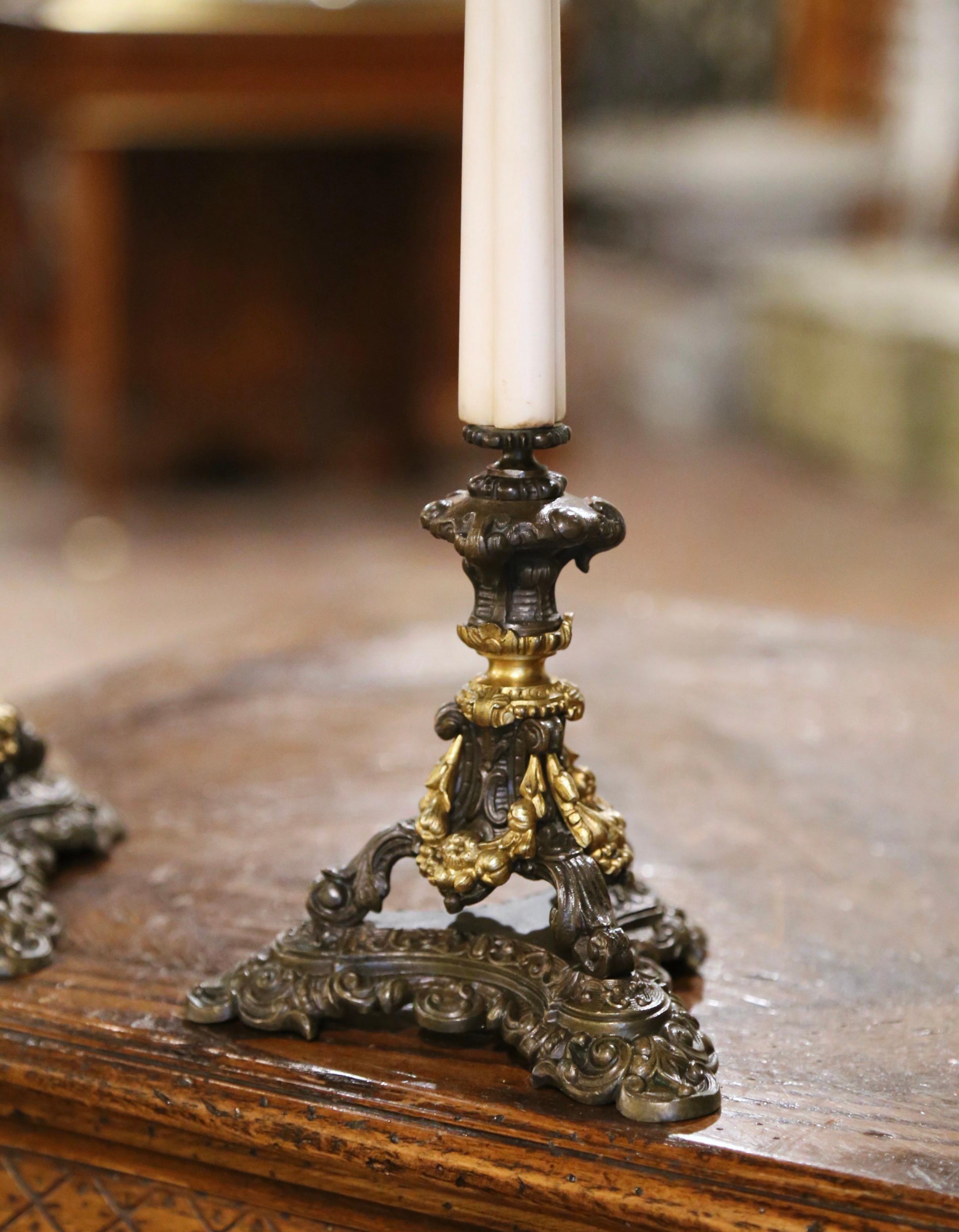 Pair of 19th Century French Napoleon III Bronze and Marble Candlesticks For Sale 3