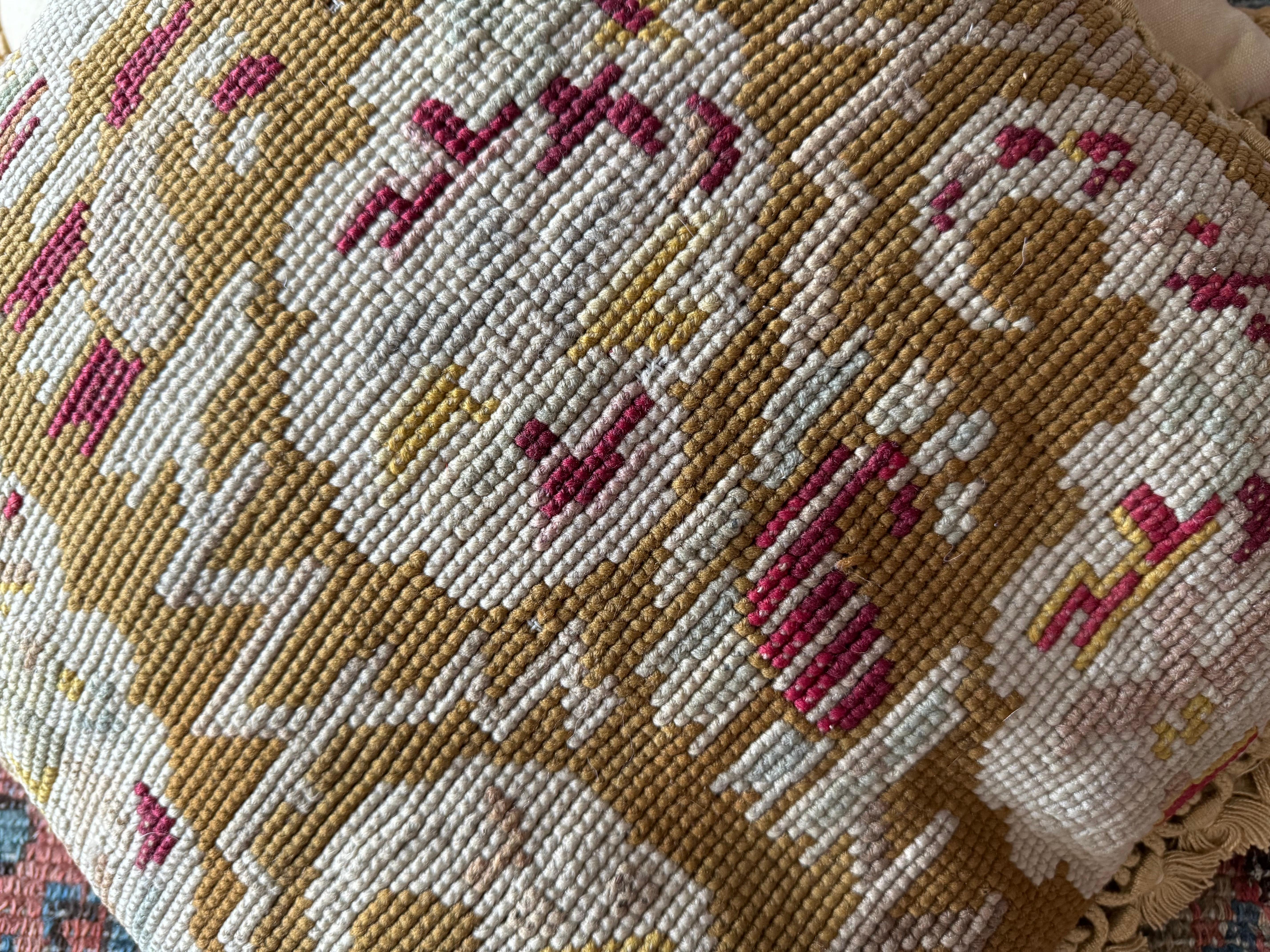 Hand-Woven Pair of 19th Century French Needlepoint Pillows with Petite Tassels For Sale