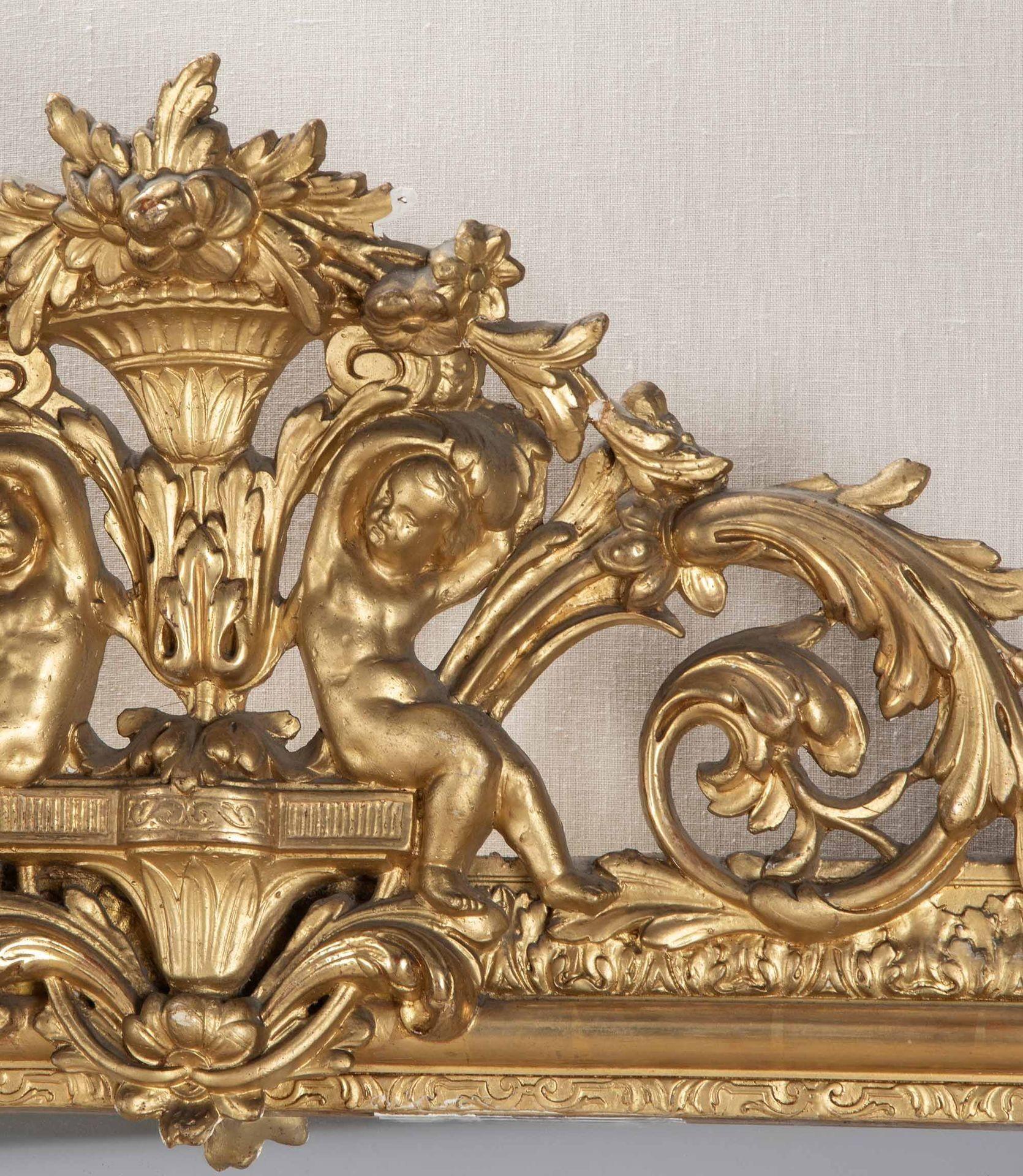 Pareja de espejos dorados neoclásicos franceses del siglo XIX Francés en venta