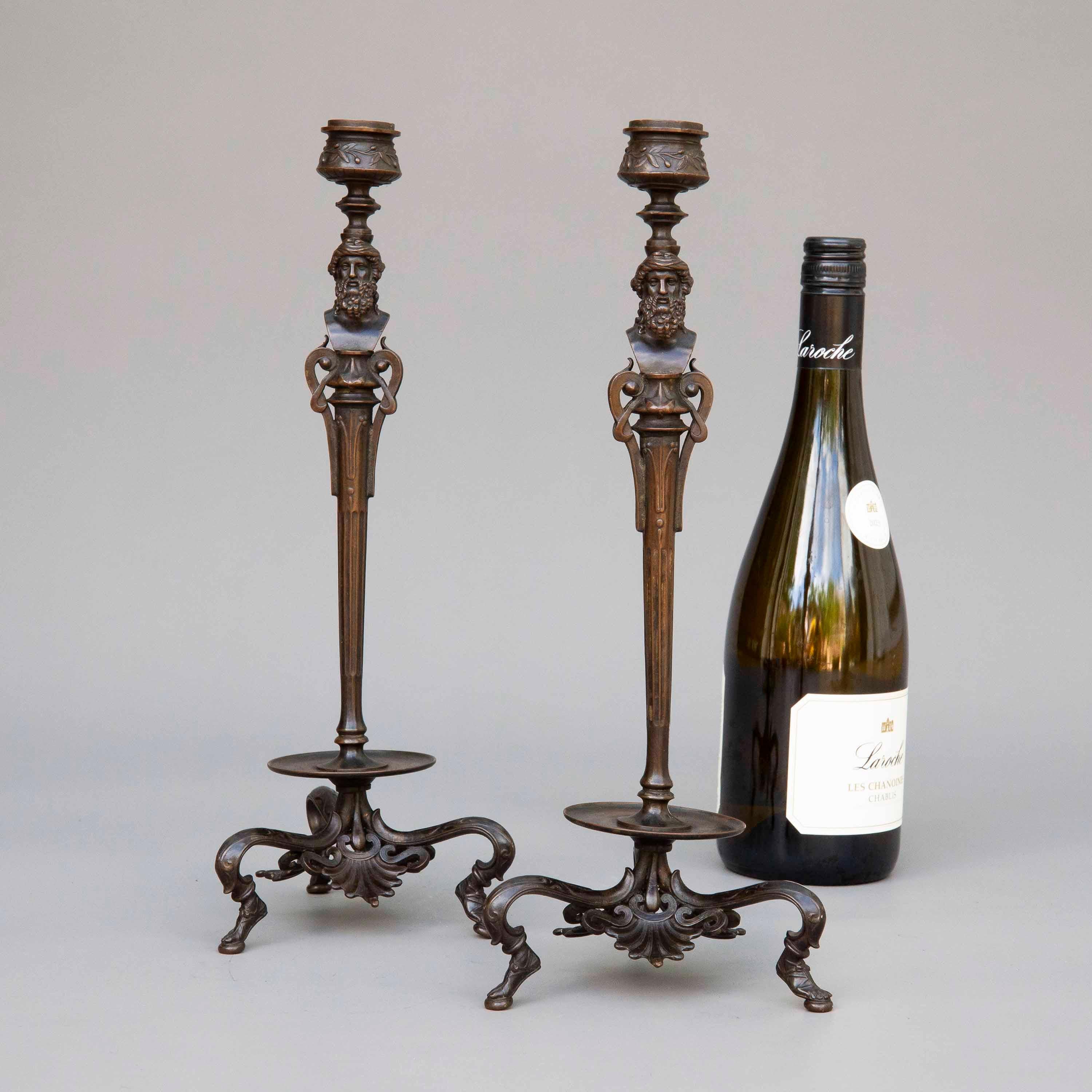 Paire de chandeliers en bronze néoclassique français du 19ème siècle par F.Barbedienne en vente 4