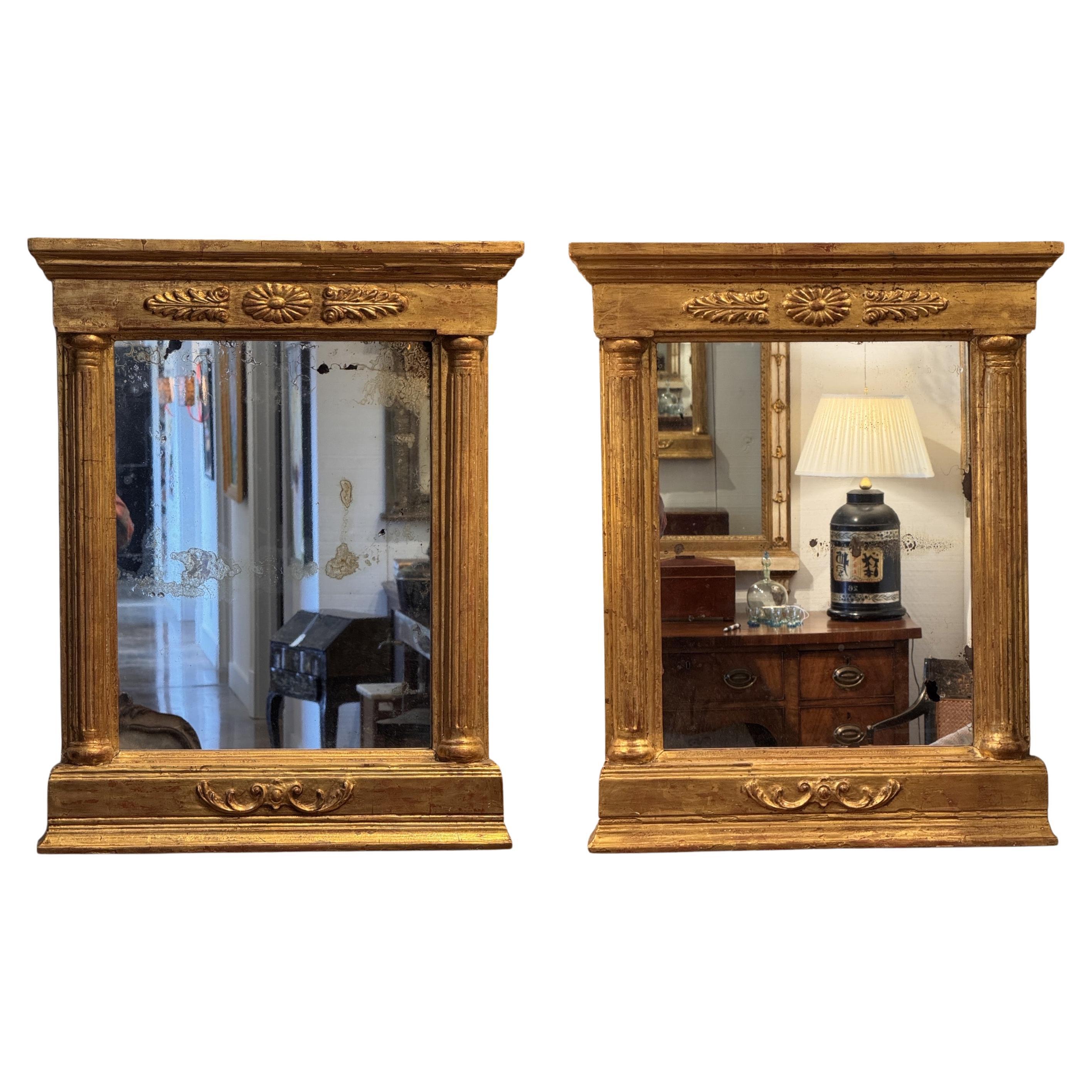 Paire de miroirs néoclassiques français du 19e siècle