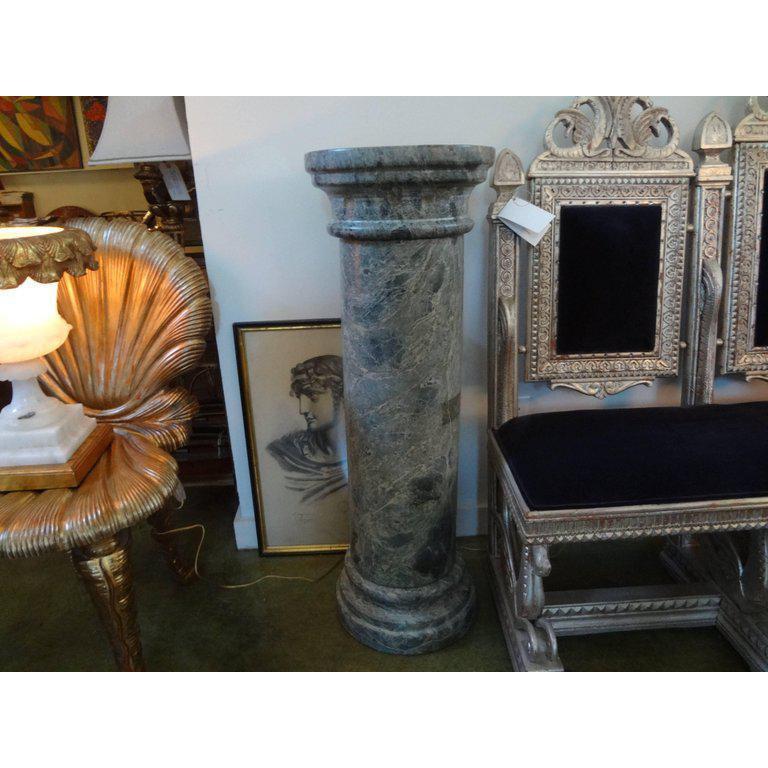 Pair of 19th Century French Neoclassical Style Marble Pedestals In Good Condition In Houston, TX