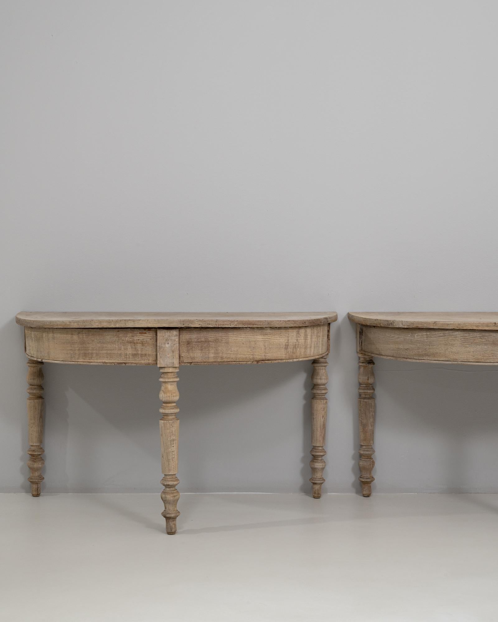 Pair of 19th Century French Neoclassical Style Oak Console Tables For Sale 5