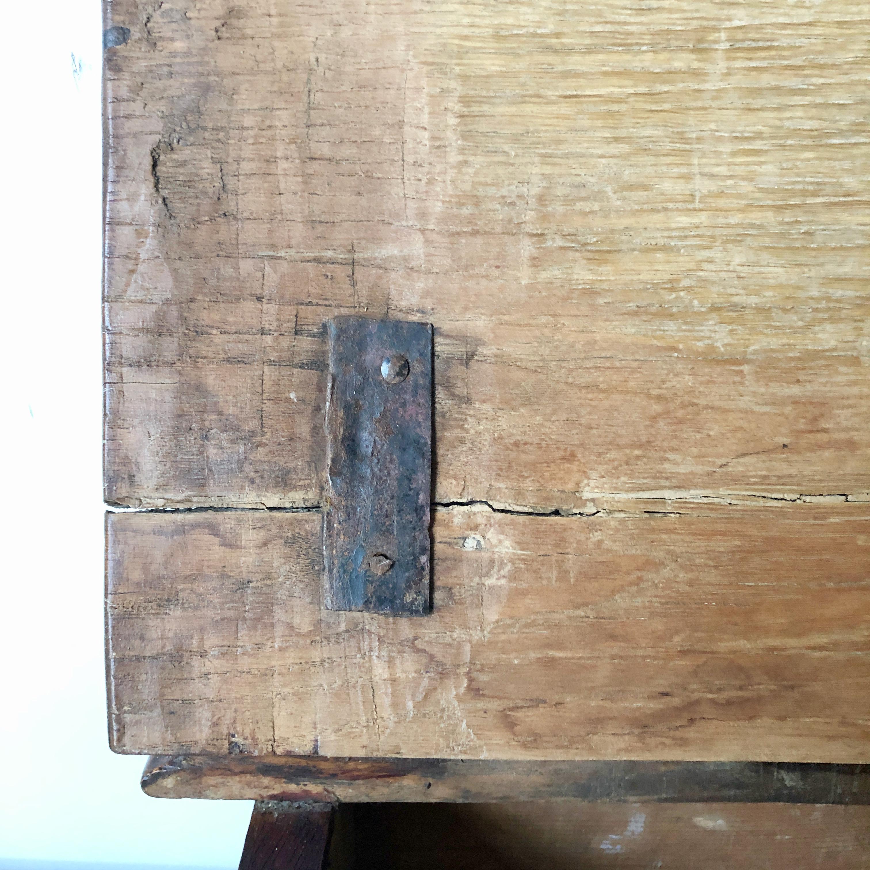 Coppia di cassette per valletti in Oak francese del XIX secolo in vendita 8