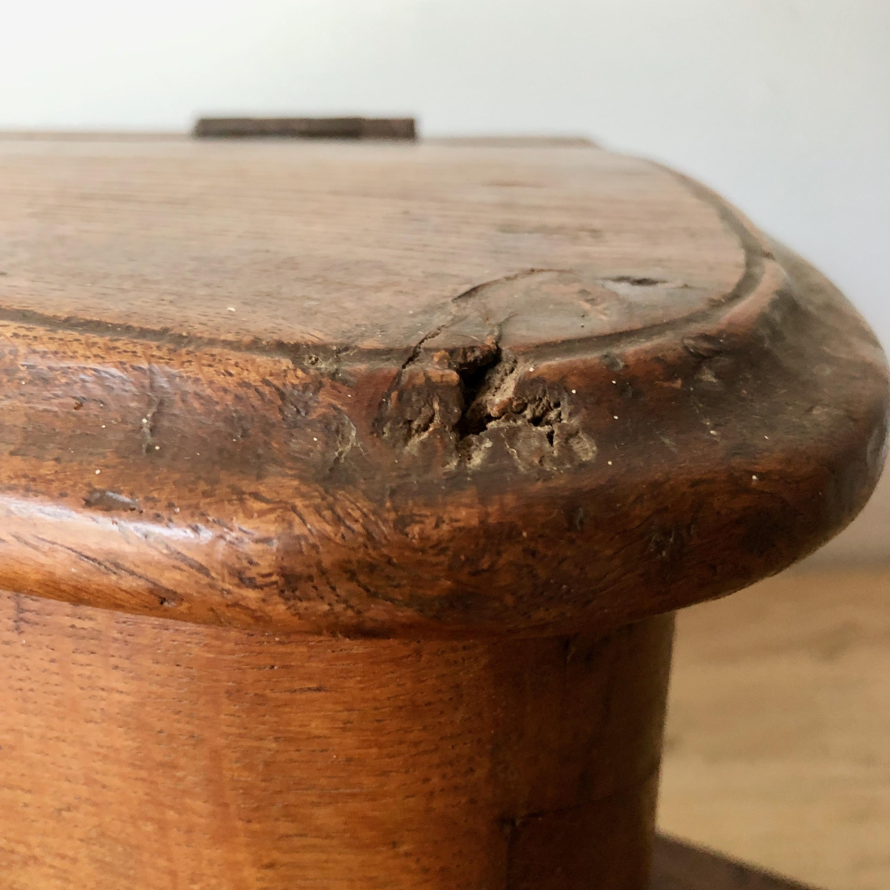 Coppia di cassette per valletti in Oak francese del XIX secolo in vendita 3