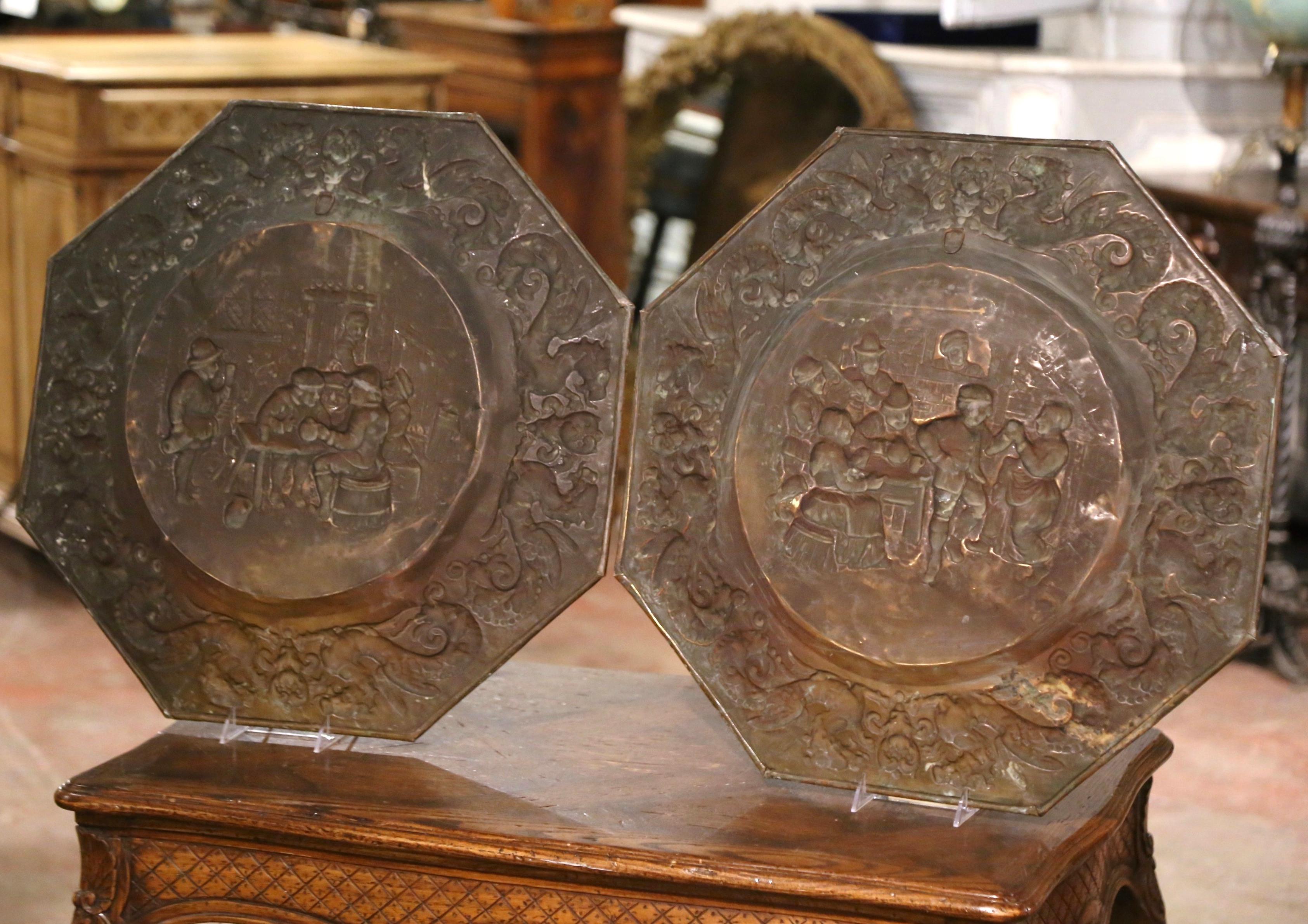 Pair of 19th Century French Octagonal Repousse Copper Decorative Wall Chargers For Sale 5
