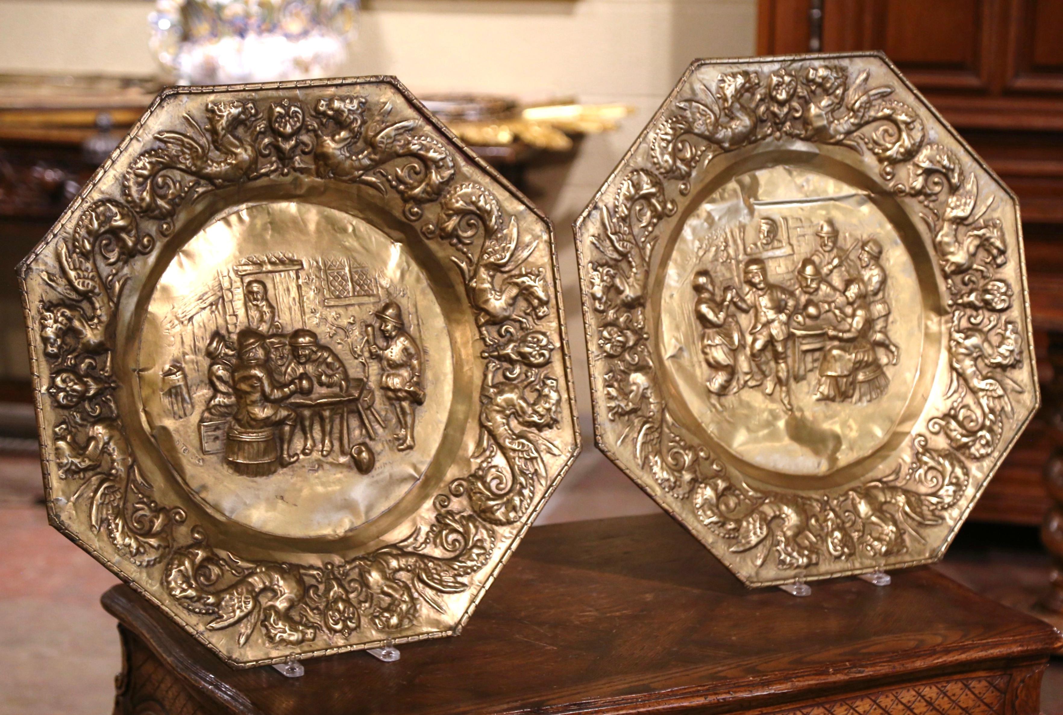 Pair of 19th Century French Octagonal Repousse Copper Decorative Wall Chargers In Excellent Condition For Sale In Dallas, TX
