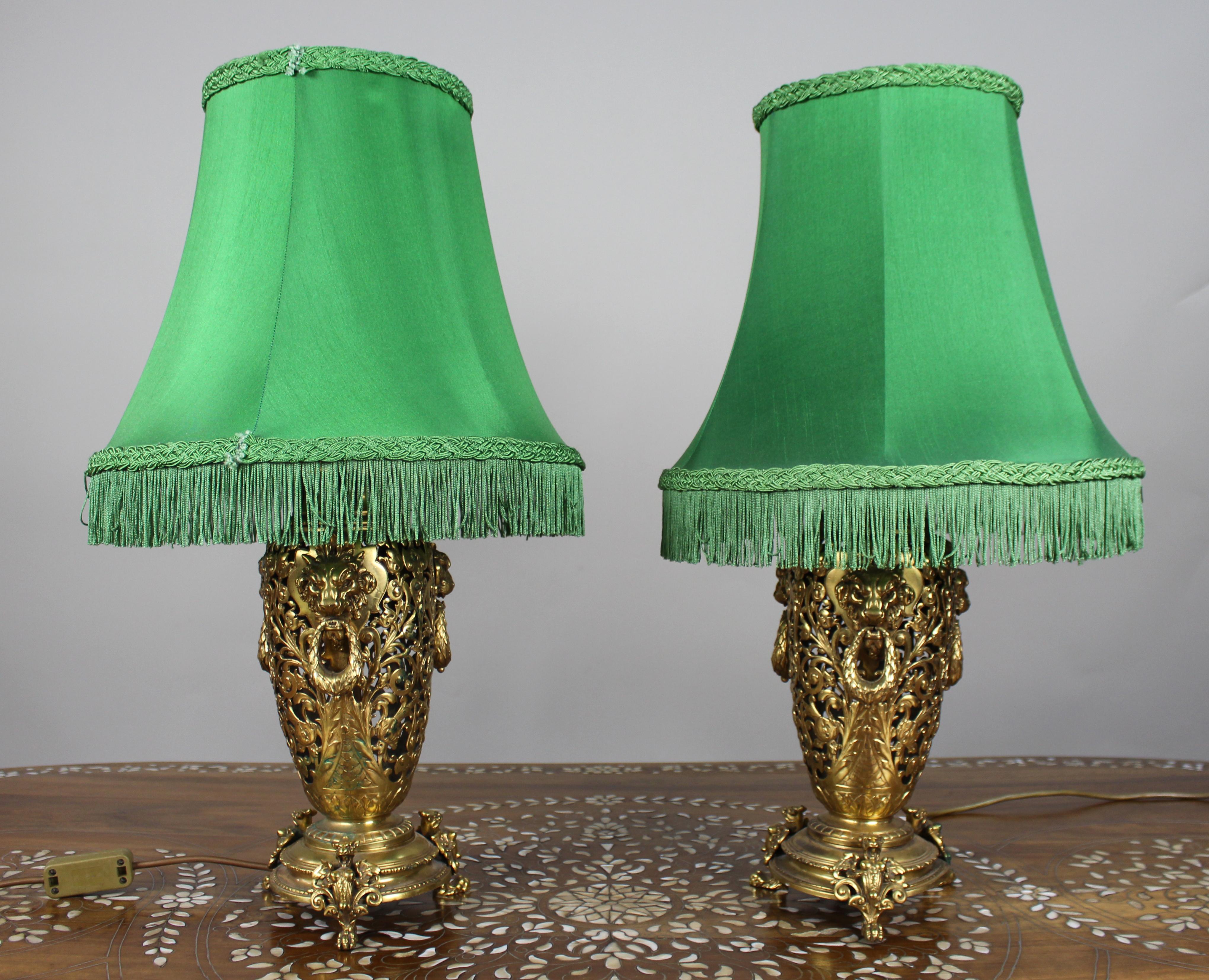 European Pair of 19th Century French Ormolu Table Lamps For Sale