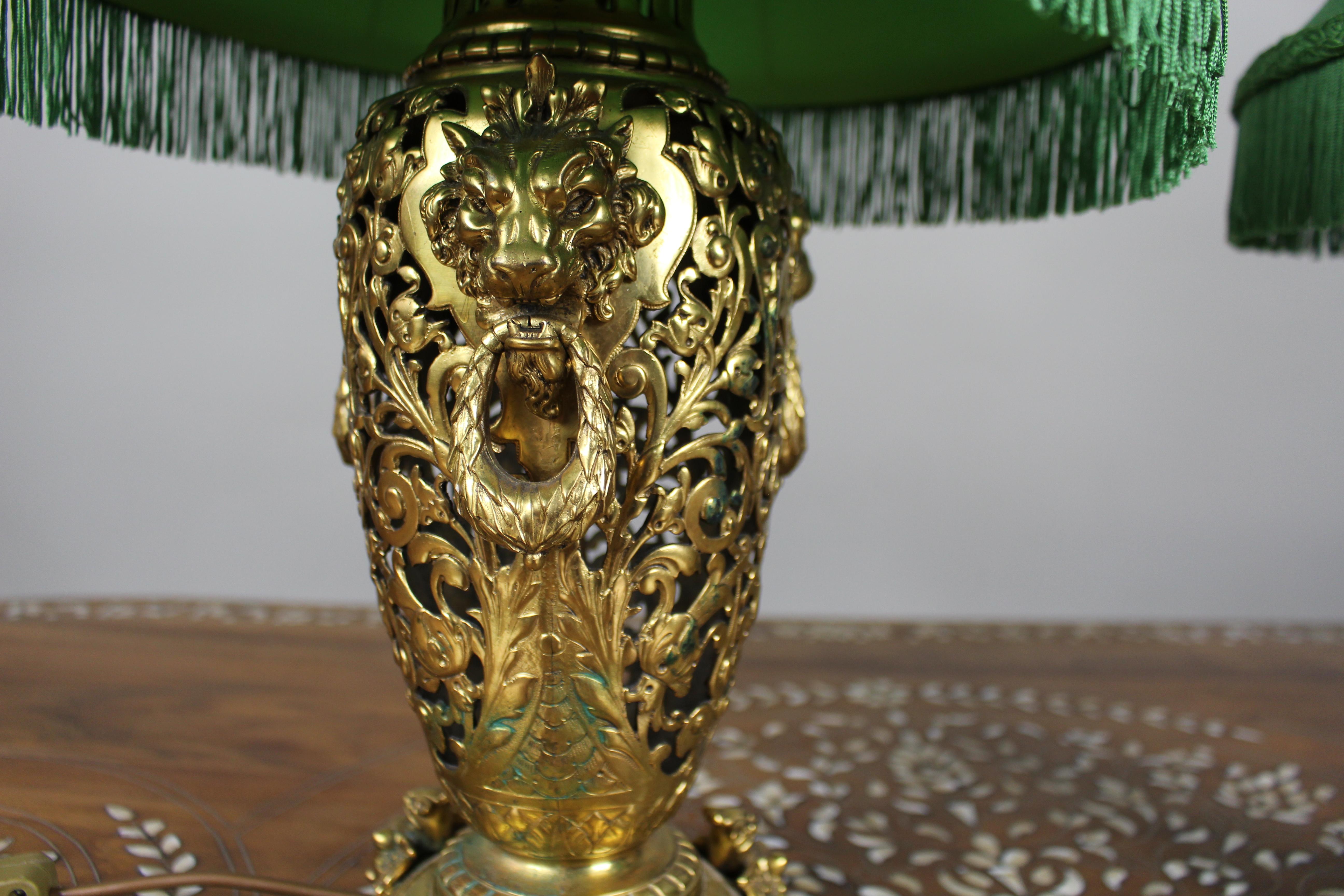 Pair of 19th Century French Ormolu Table Lamps For Sale 2