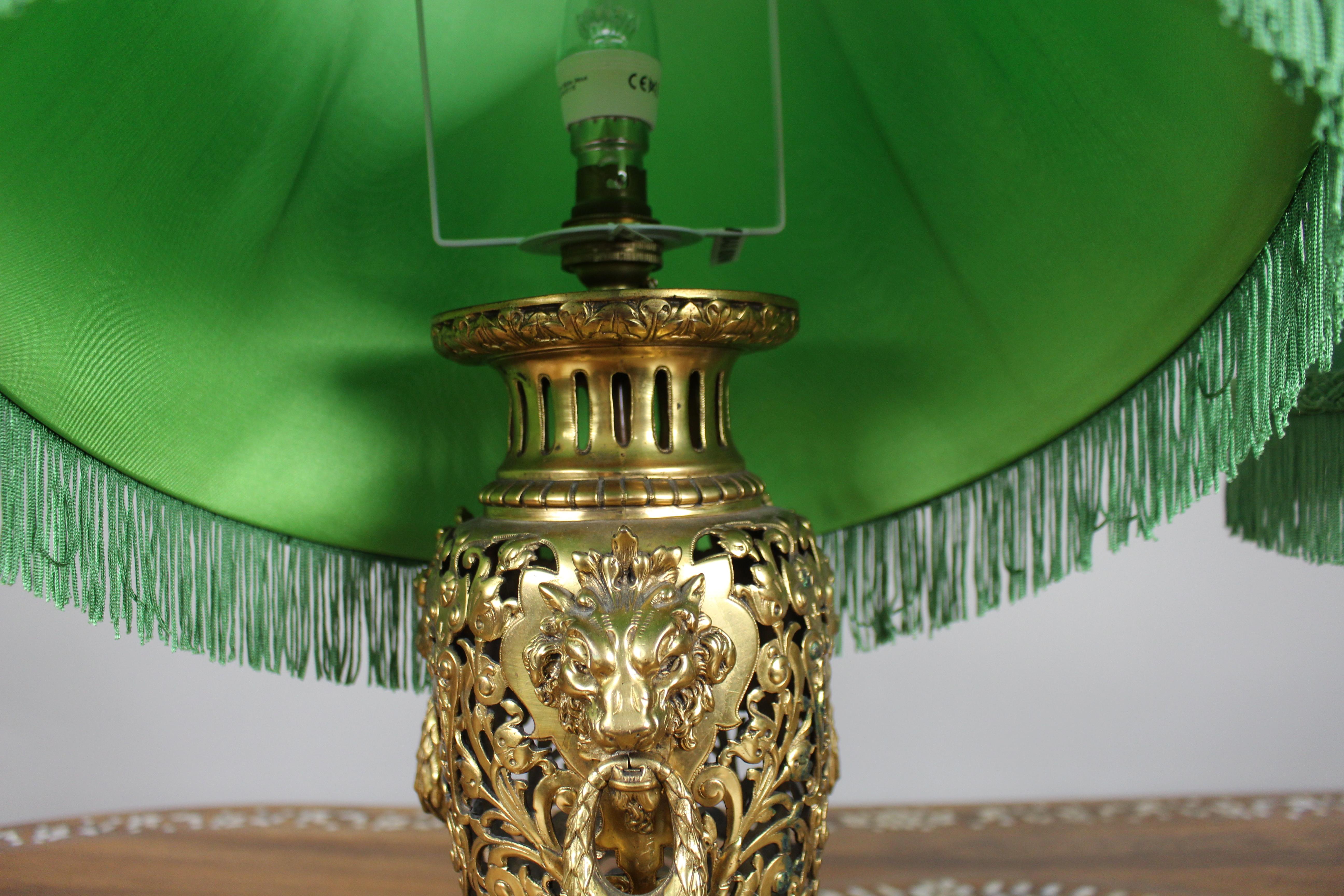 Pair of 19th Century French Ormolu Table Lamps For Sale 4